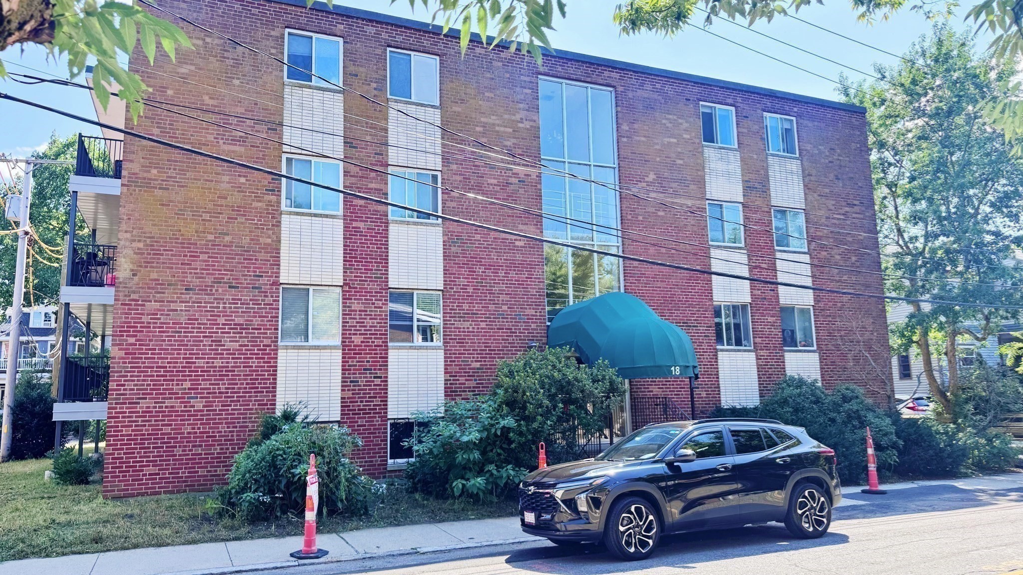 18 Pond St #2 — photo