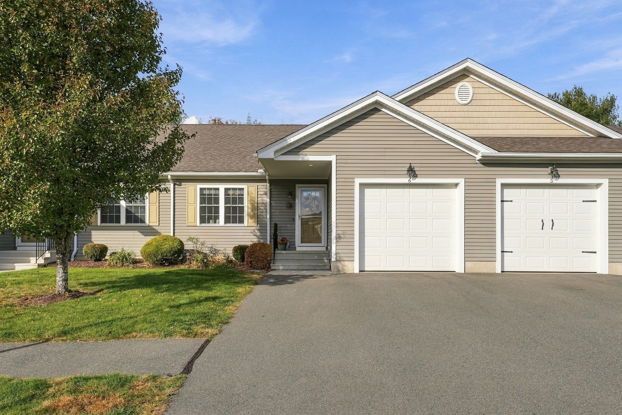 111 Daniel Shays Hwy #6 — photo