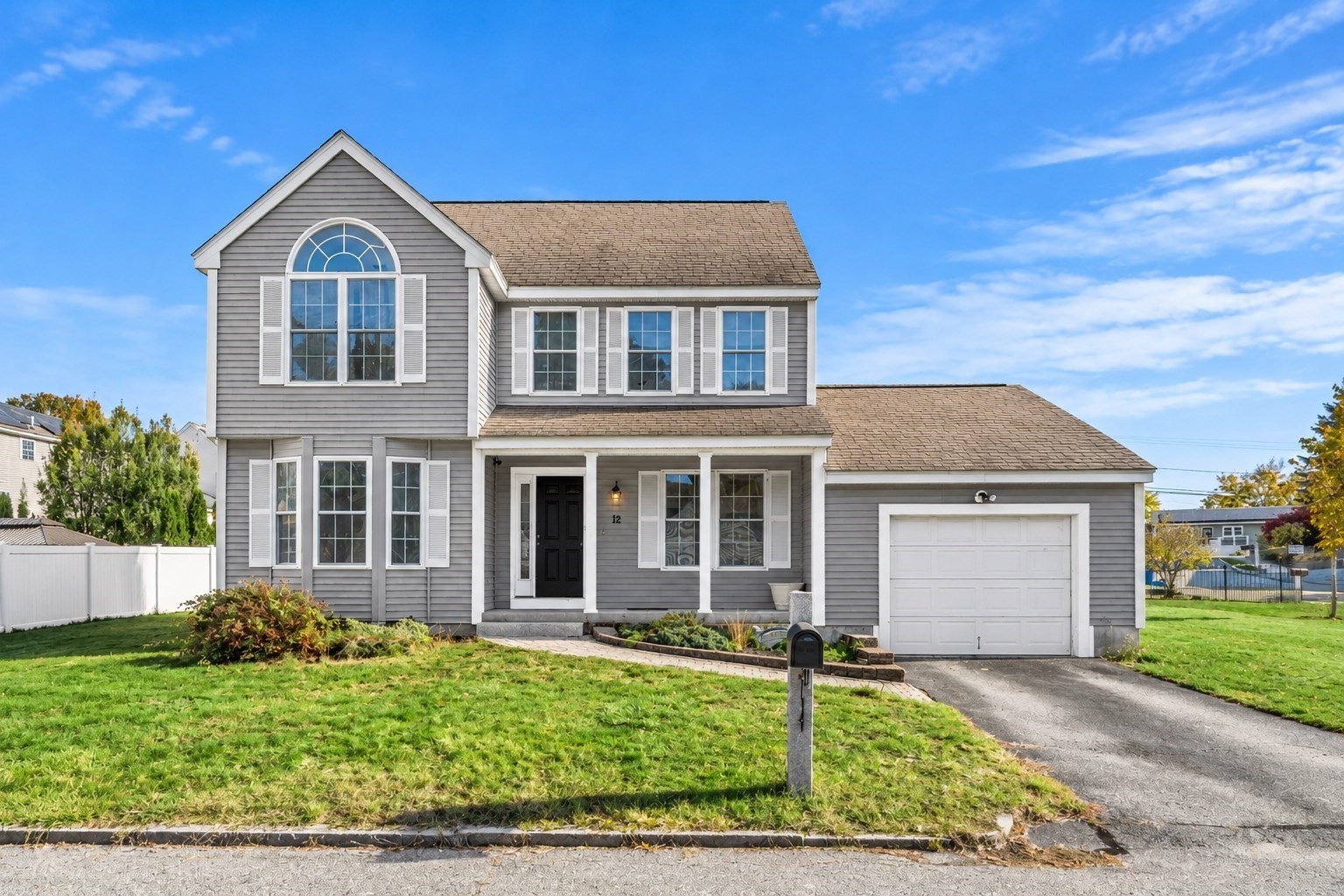 12 Wood Ln — photo