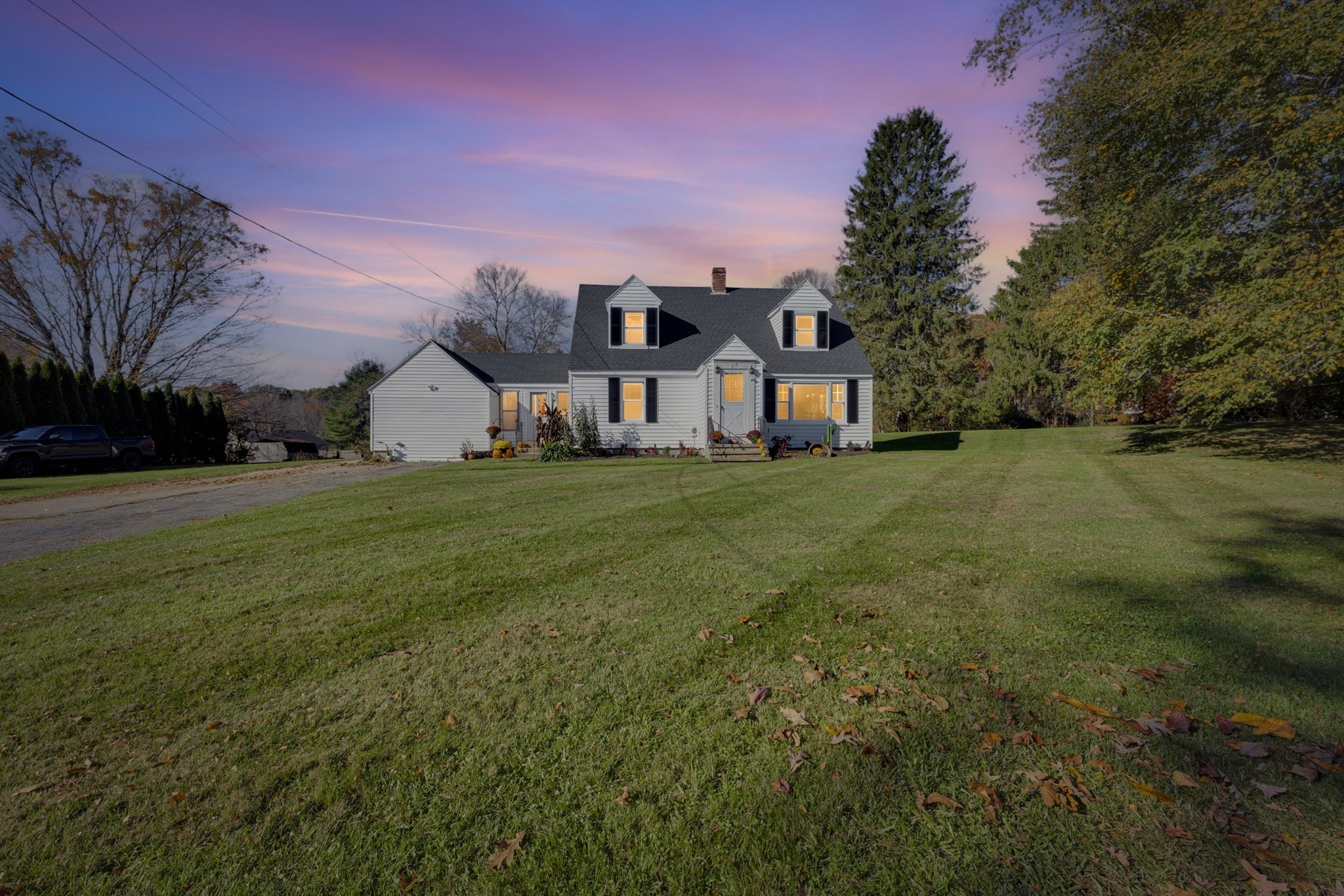 418 Dresser Hill Rd — photo