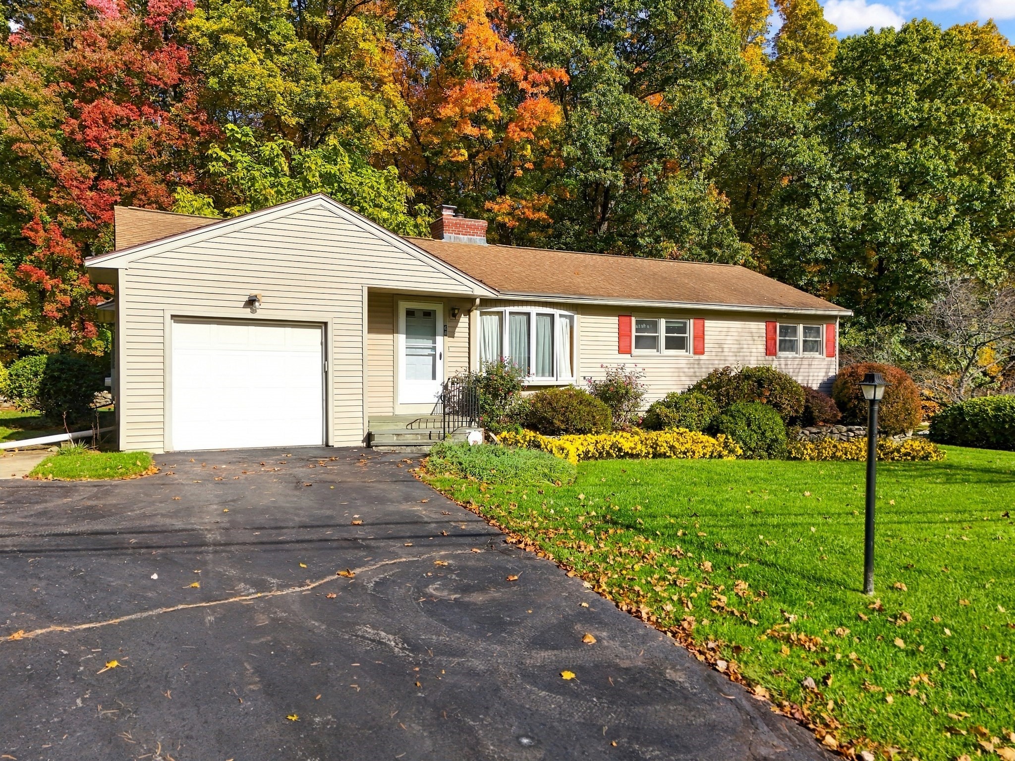 68 Topsfield Cir — photo