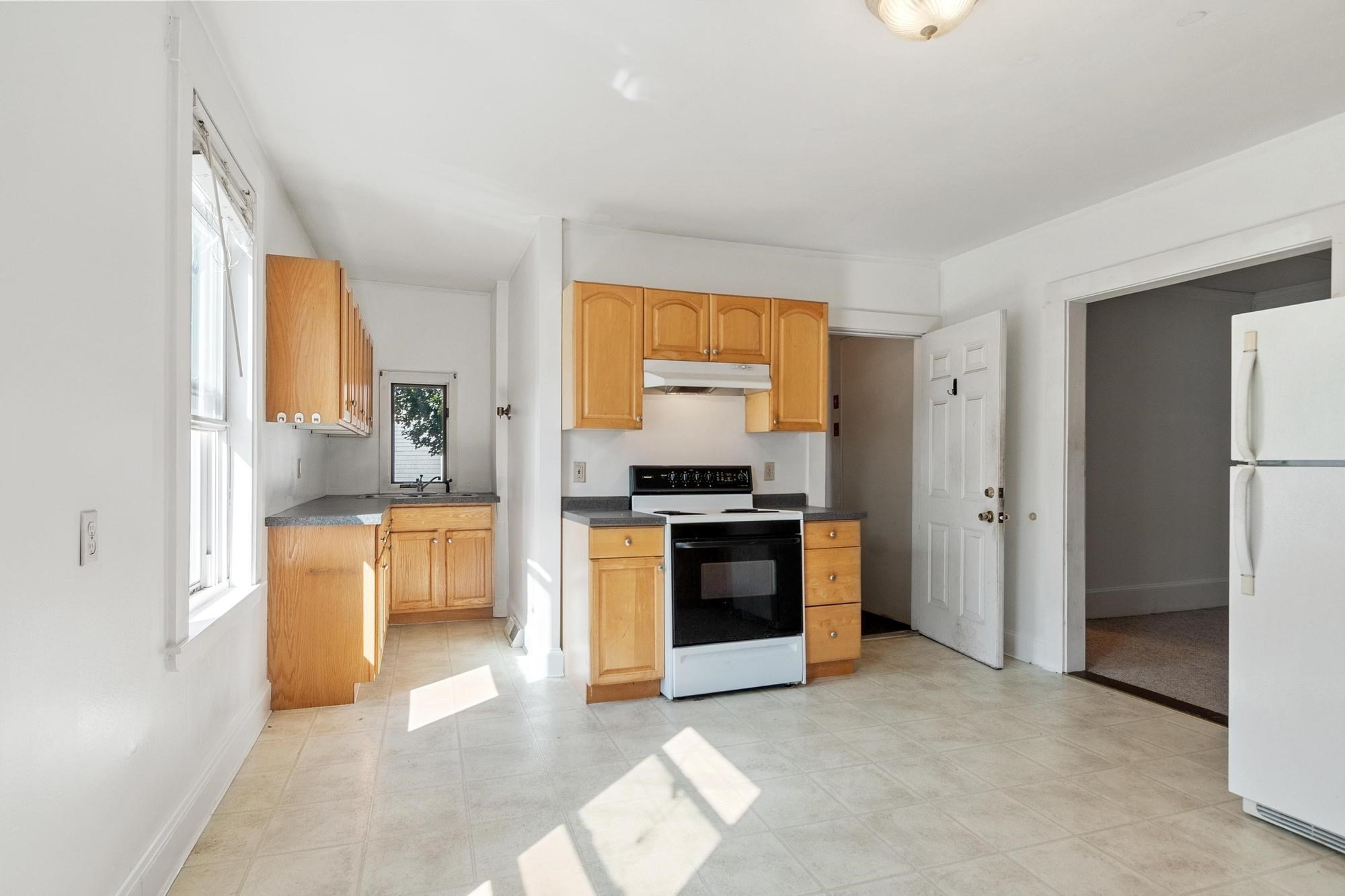372 Cabot St #1 — photo