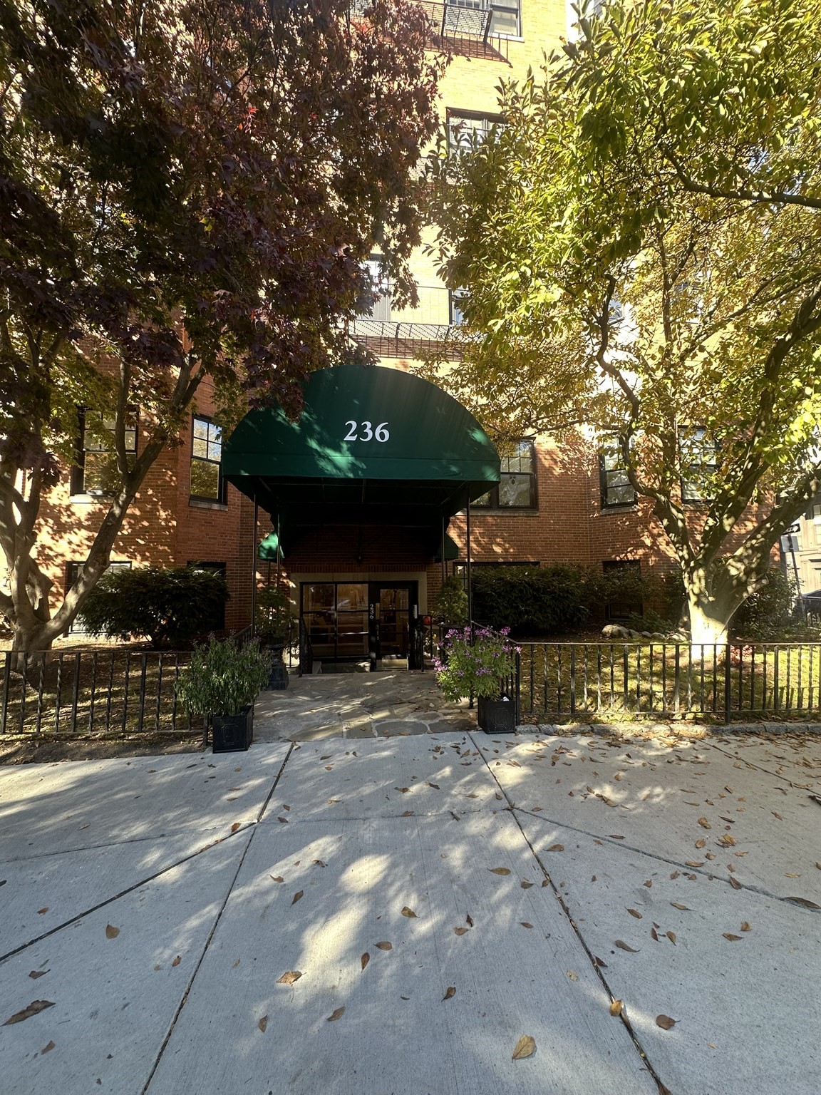236 Beacon Street #1B — photo