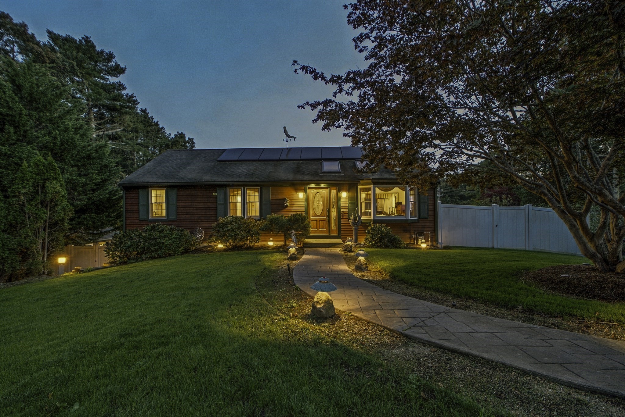 128 Ensign Rd — photo