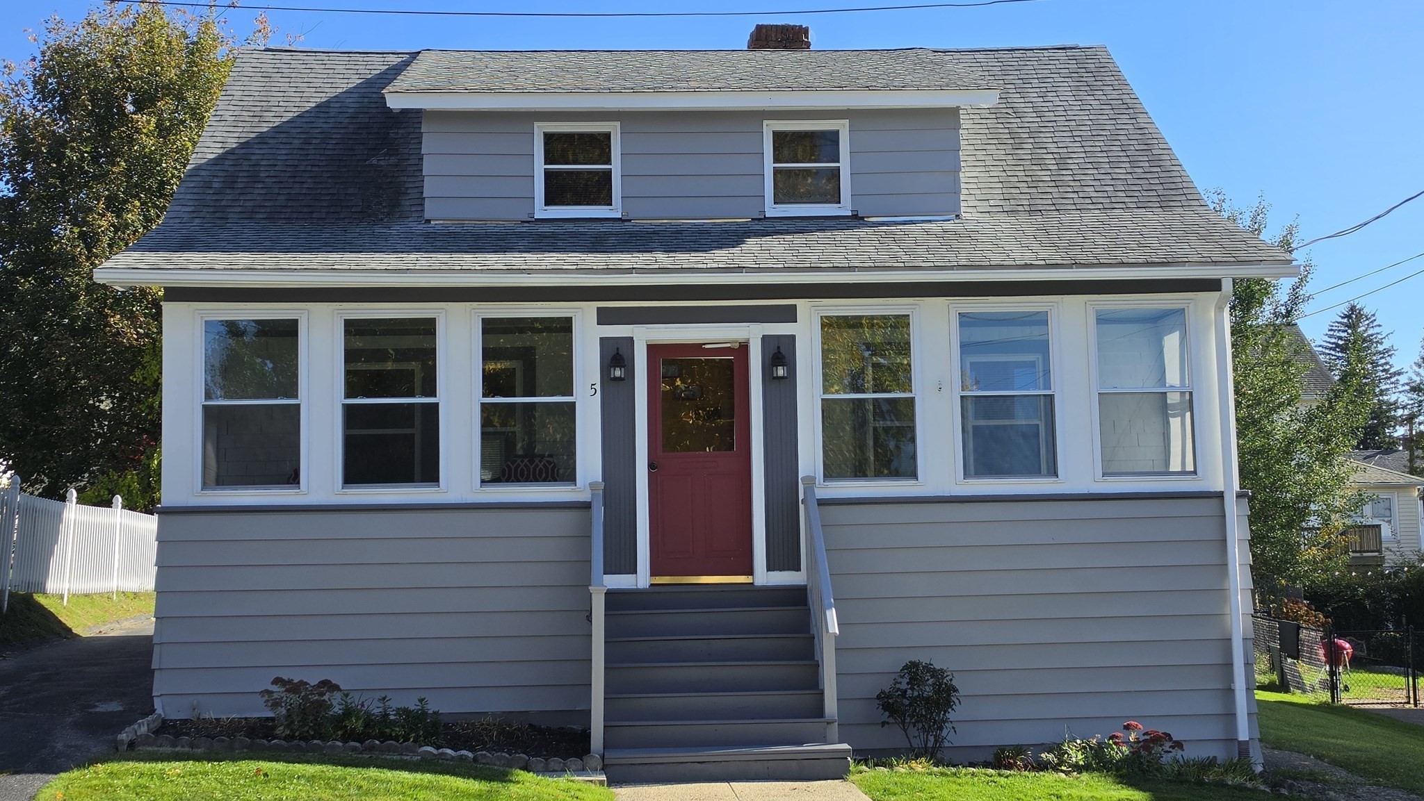 5 Cutting Avenue — photo