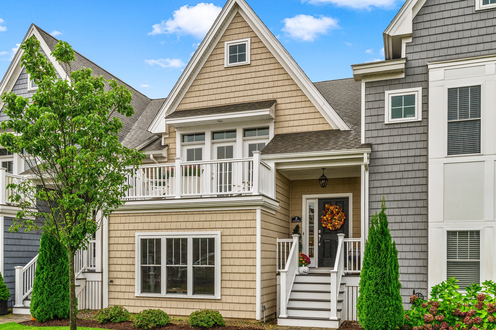 8 Daisy Ln — photo