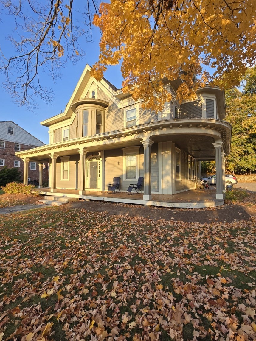 194 Nesmith St #6 — photo