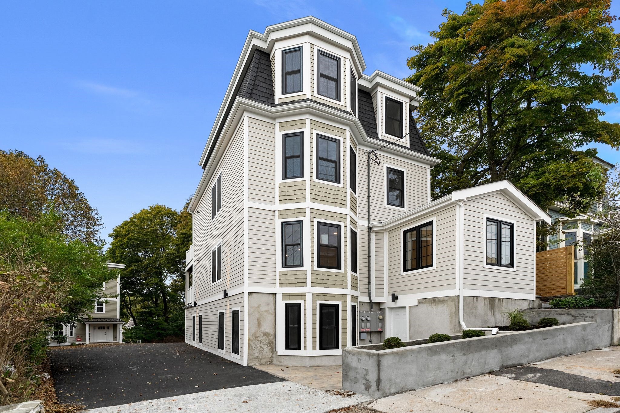 79 Sheridan St #1 — photo