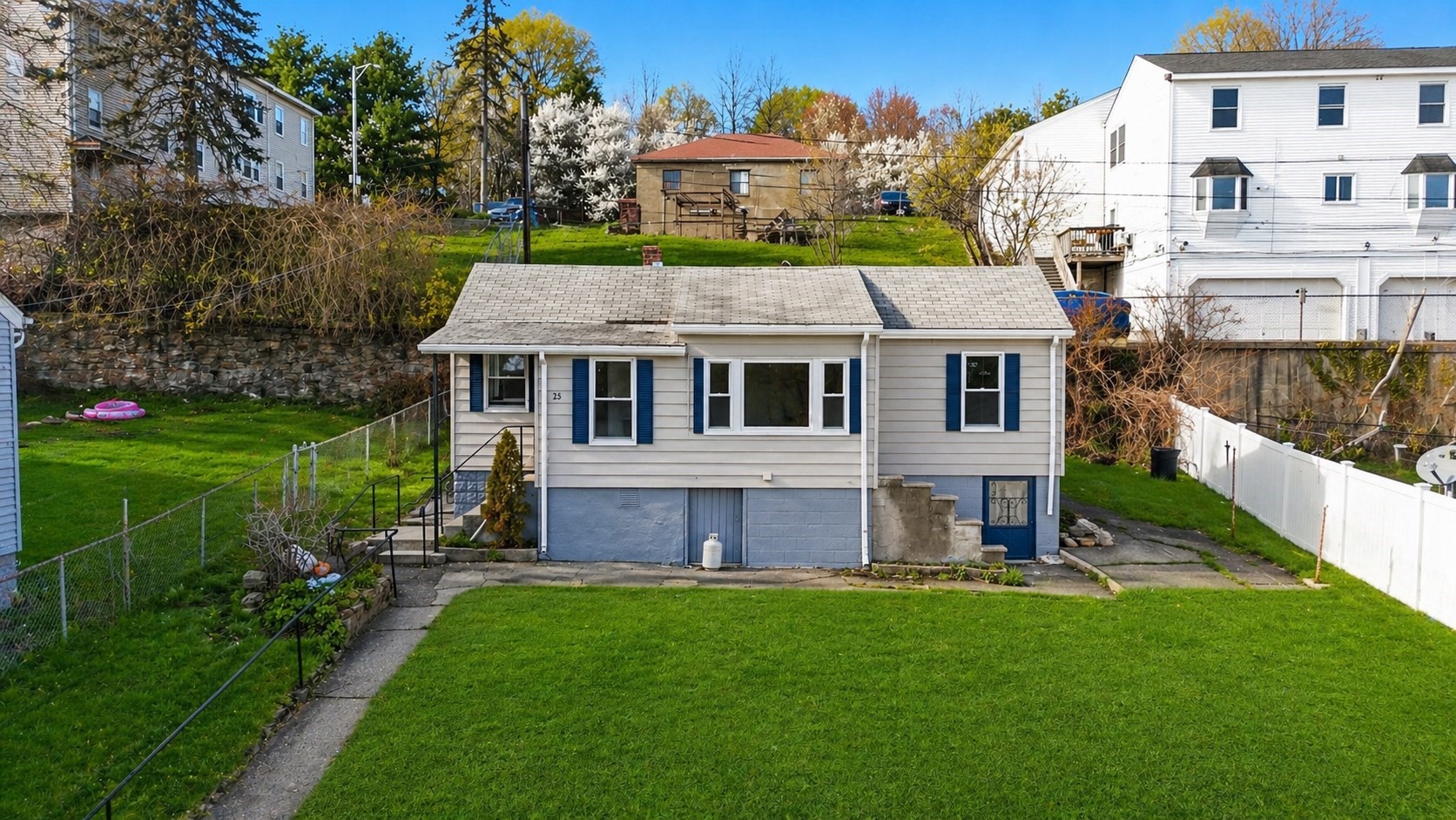 25 Johnson Street, Worcester, MA 01604 — photo 2