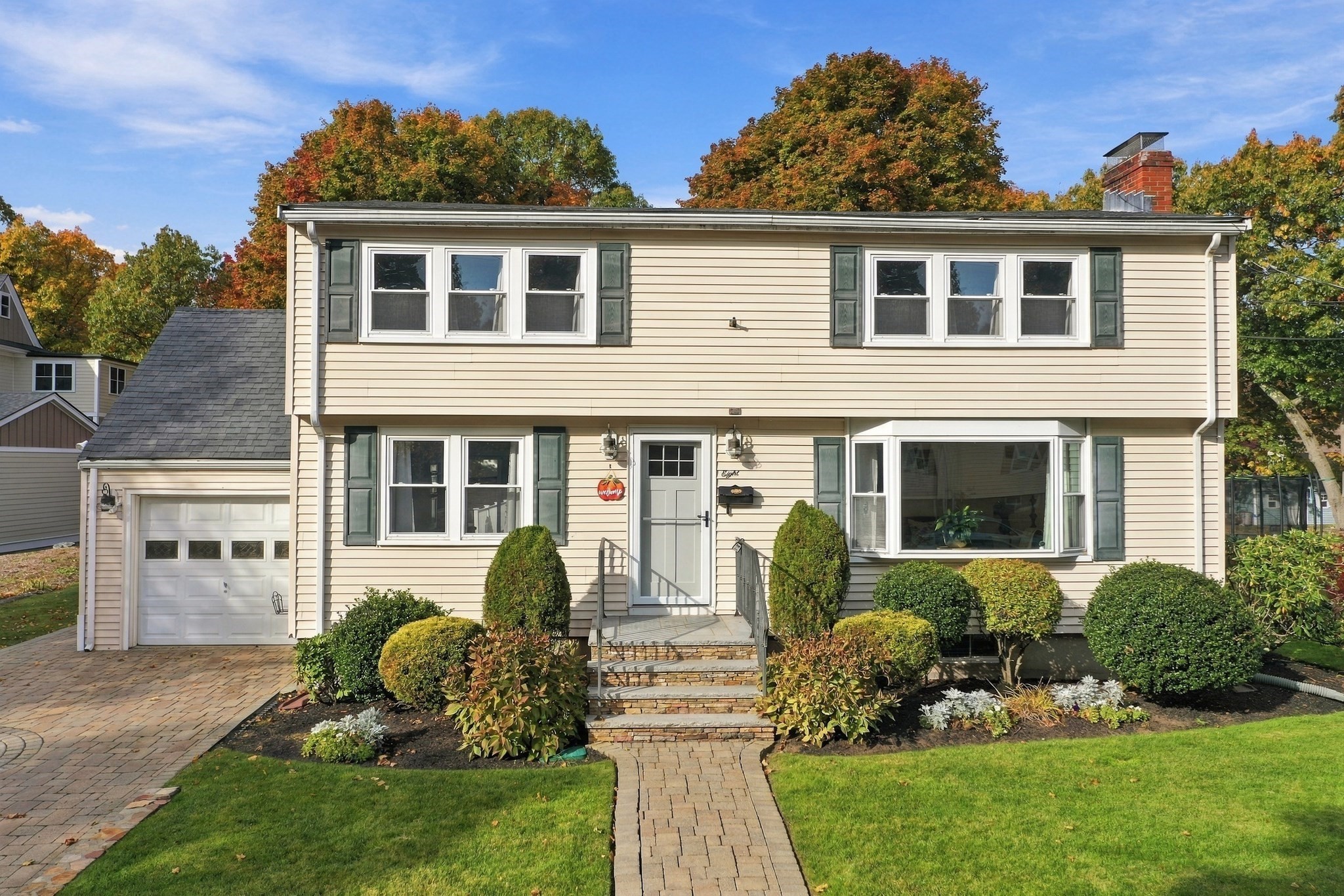 8 Walsh Ave — photo