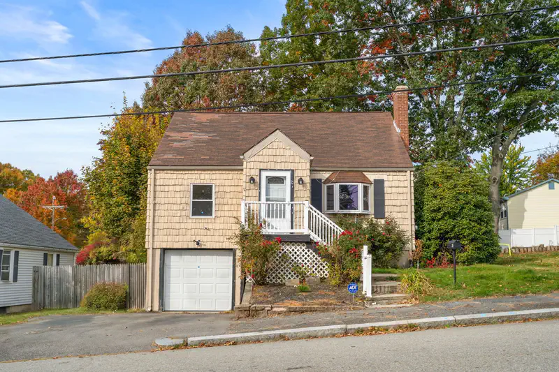 21 Marland Rd — photo