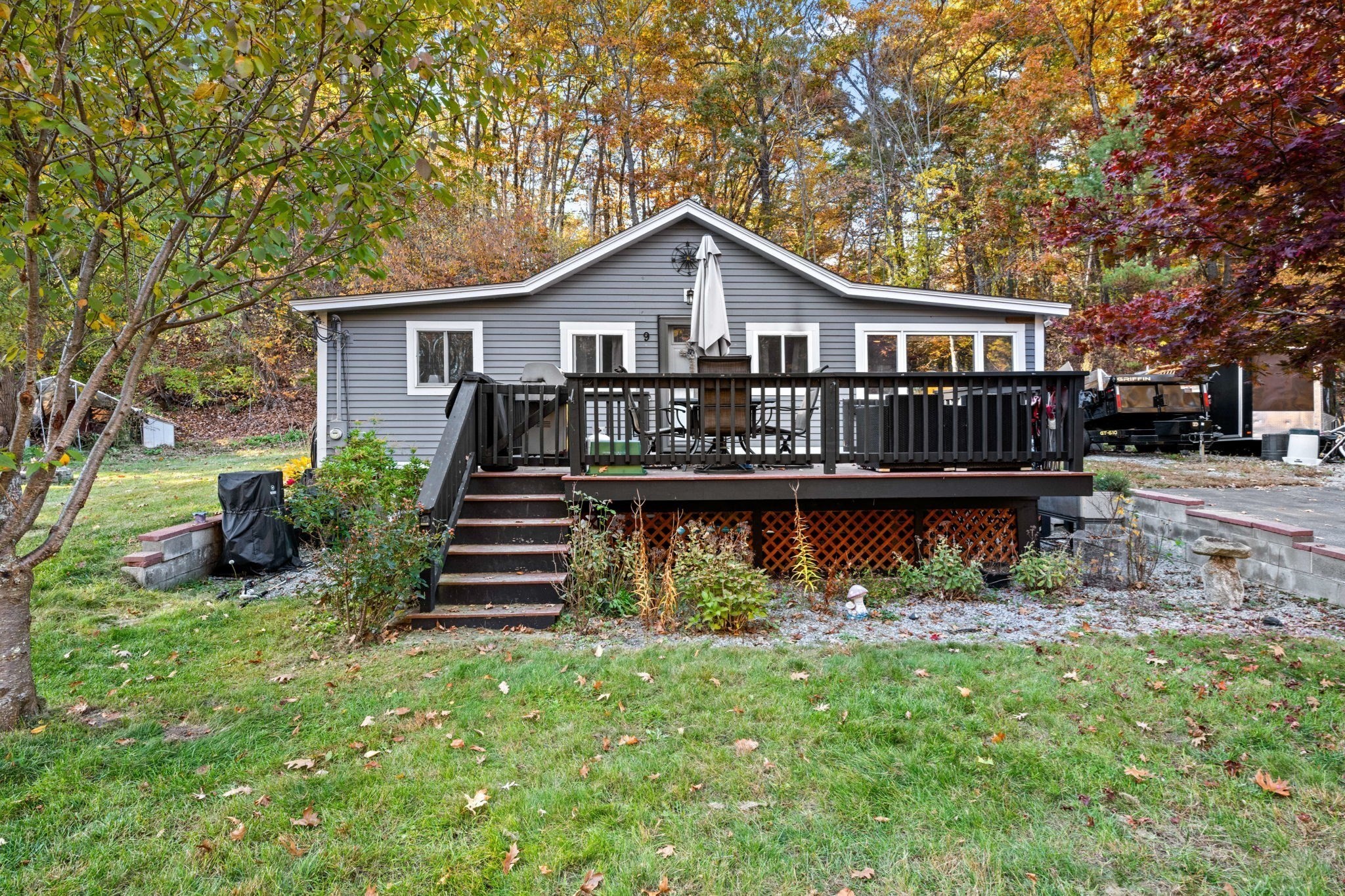 9 Valley Rd — photo