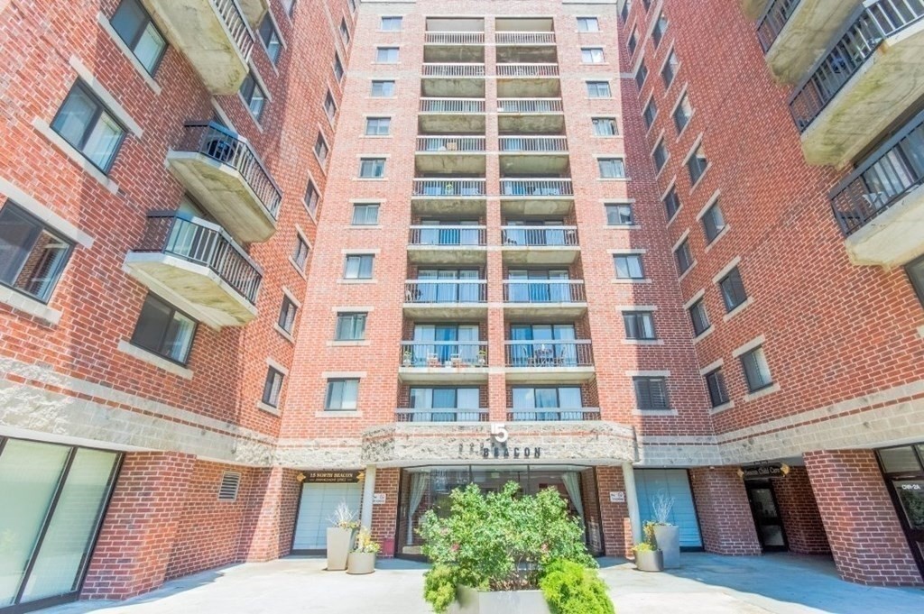 15 North Beacon St #423 — photo