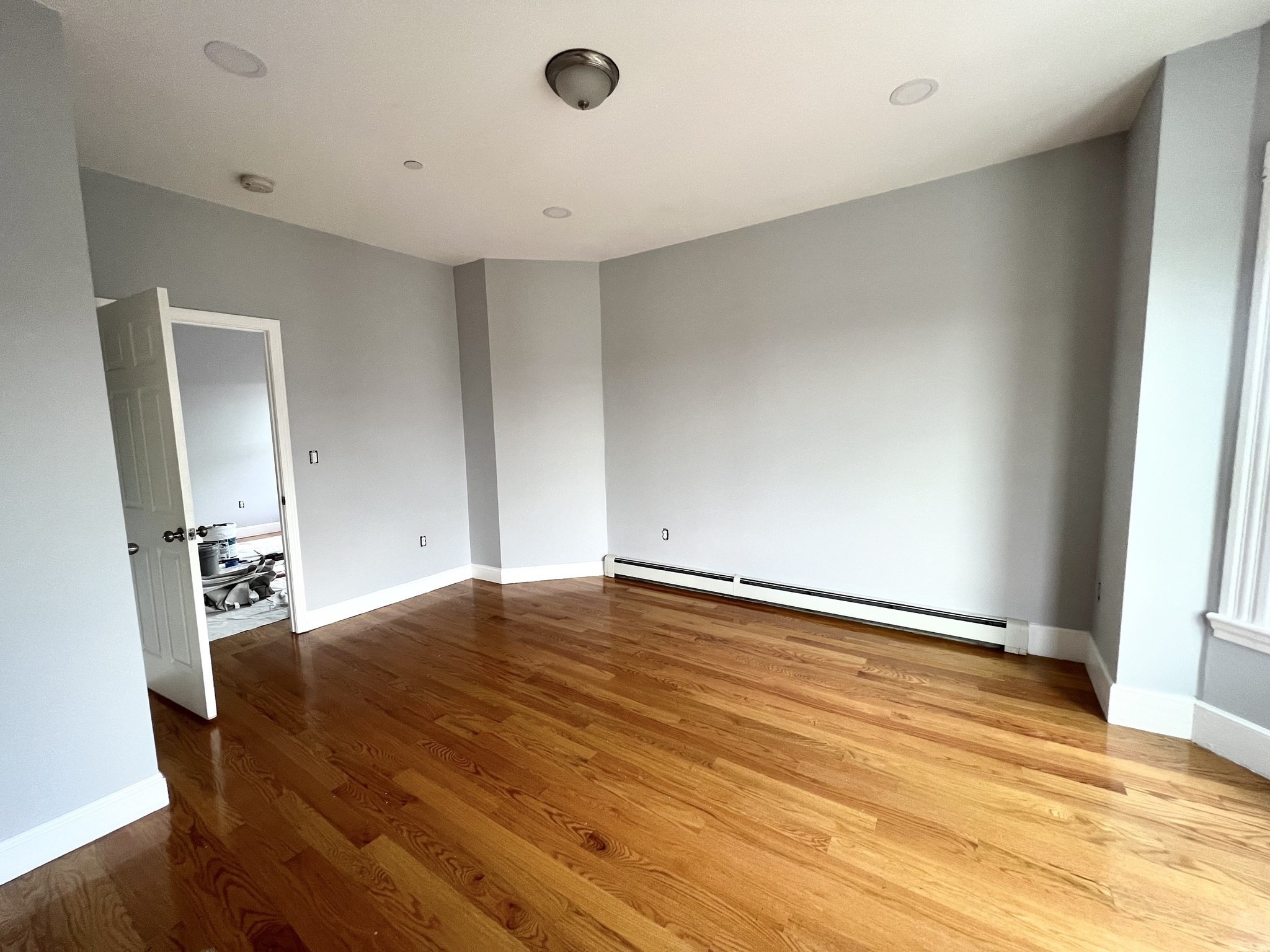 107 Chelsea St #1 — photo