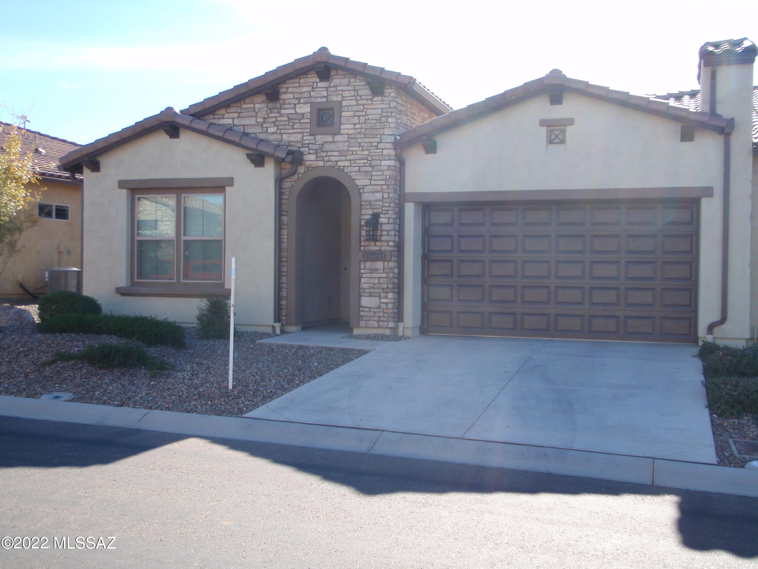 61123 E Flint Drive — photo