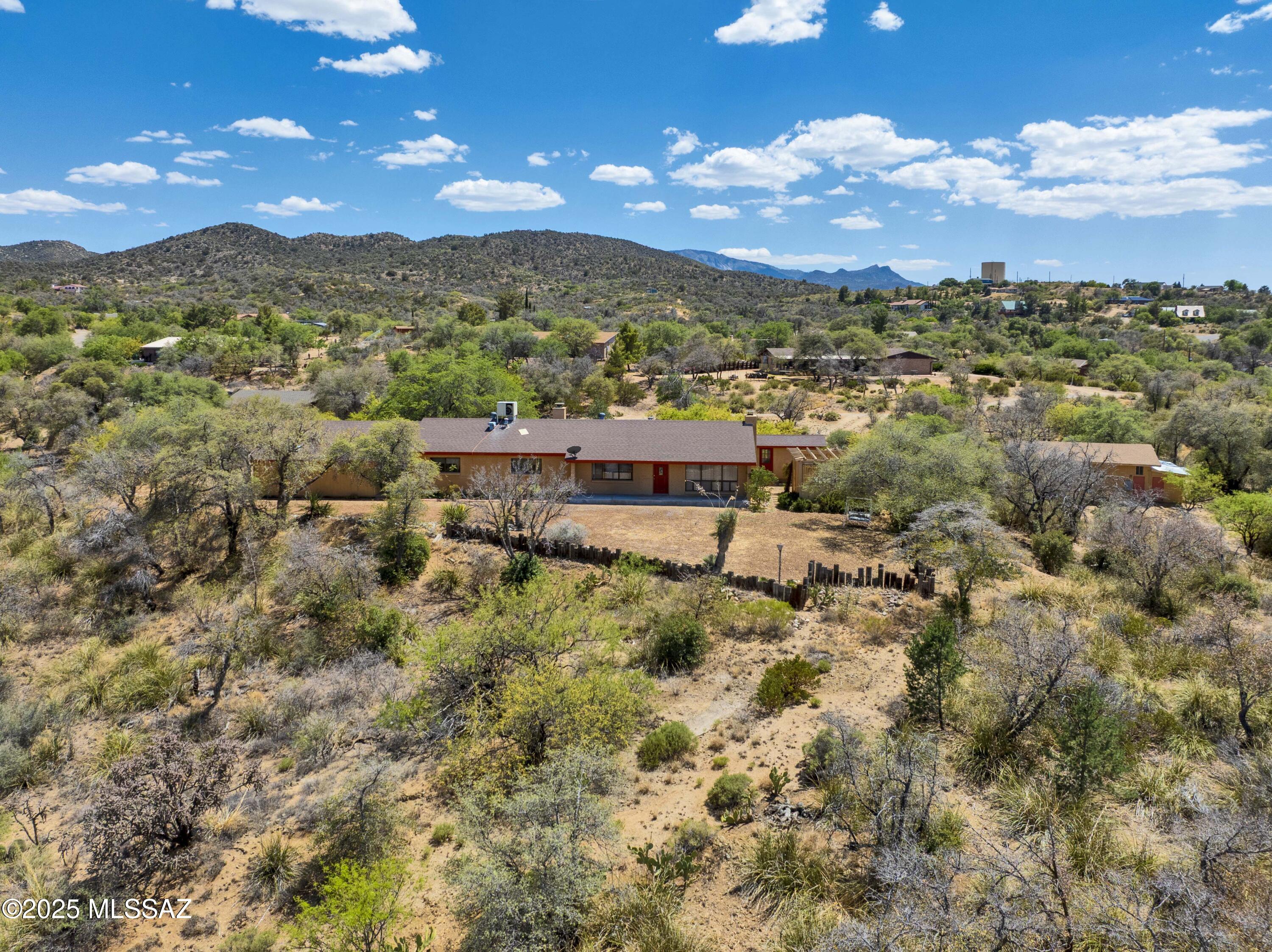 280 W Oak Hills Drive — photo