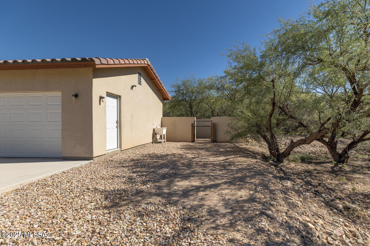 1355 Alma Court, Rio Rico, AZ 85648 — photo 2