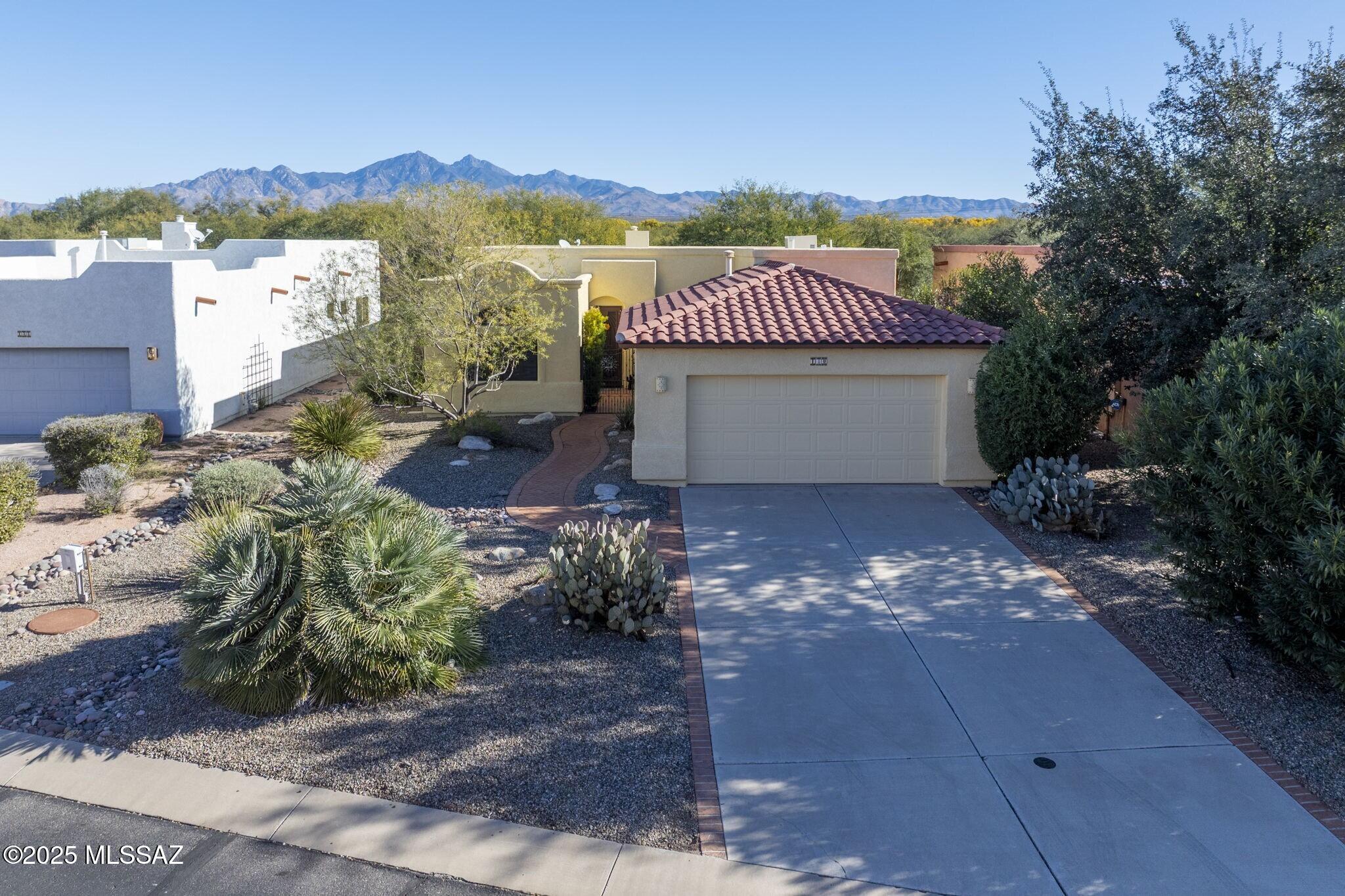 130 San Miguel — photo