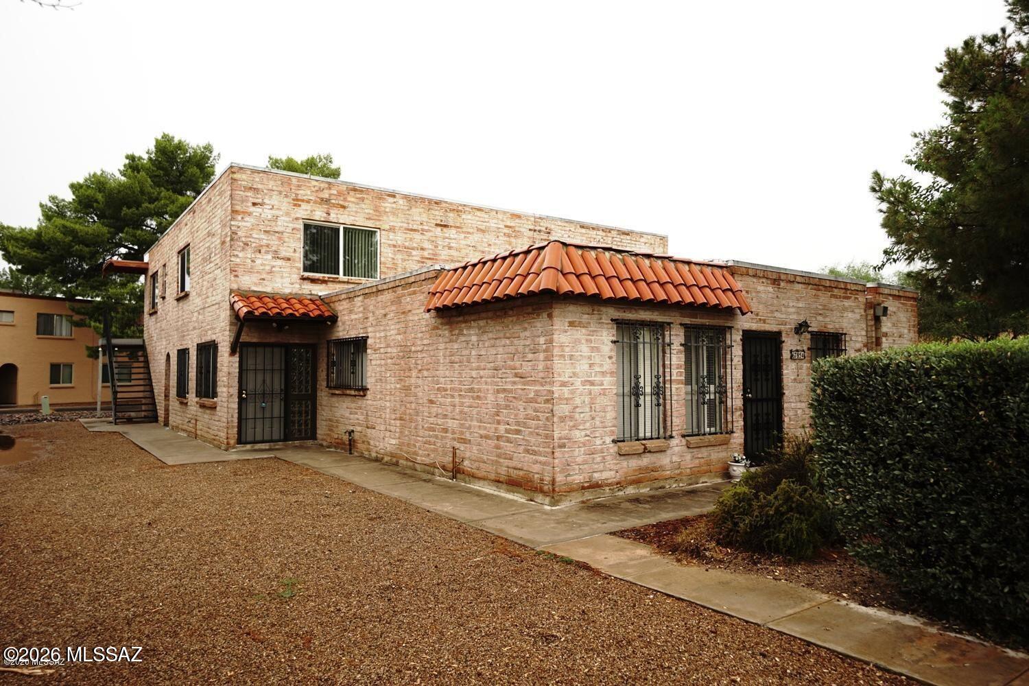 6785 Calle La Paz B — photo