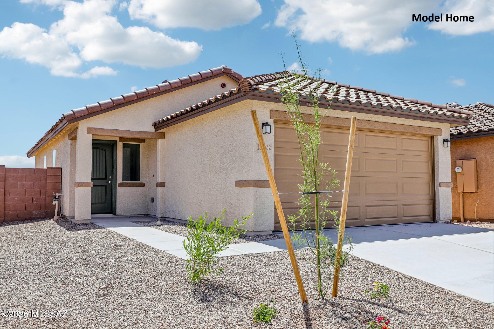 12499 N Miner Lane — photo