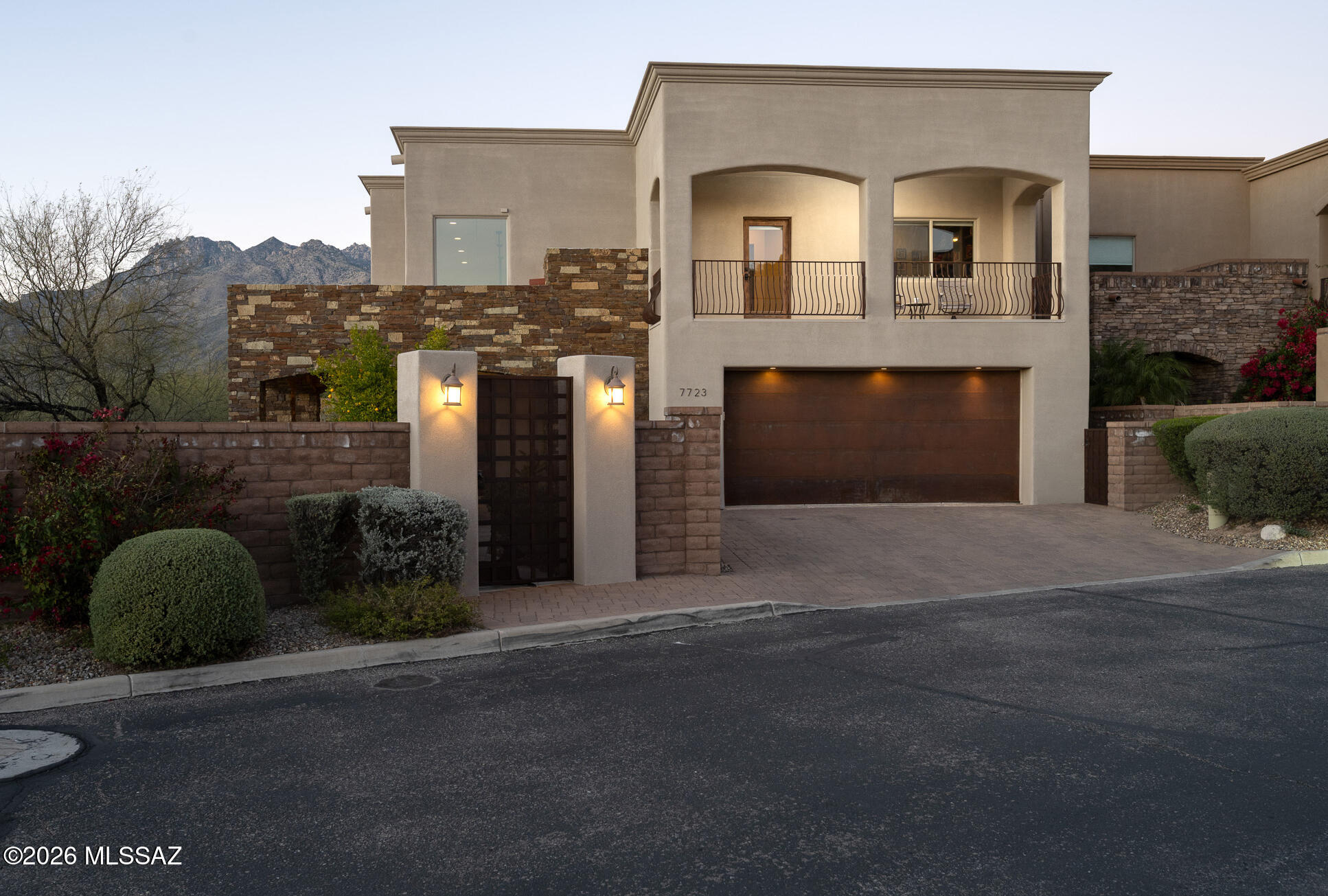 7723 E Sabino Enclave Place — photo