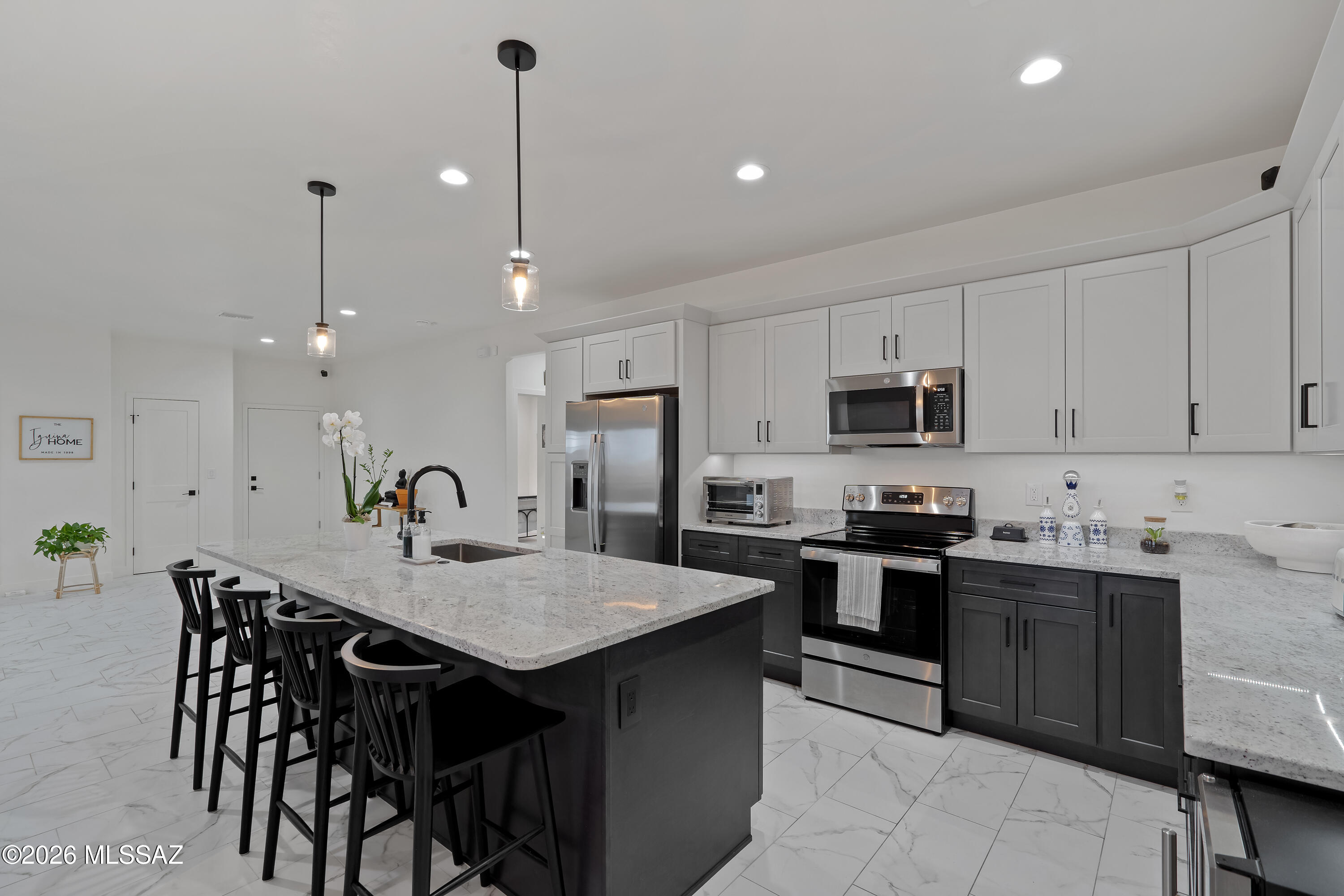 1810 Circulo Tortuga, Rio Rico, AZ 85648