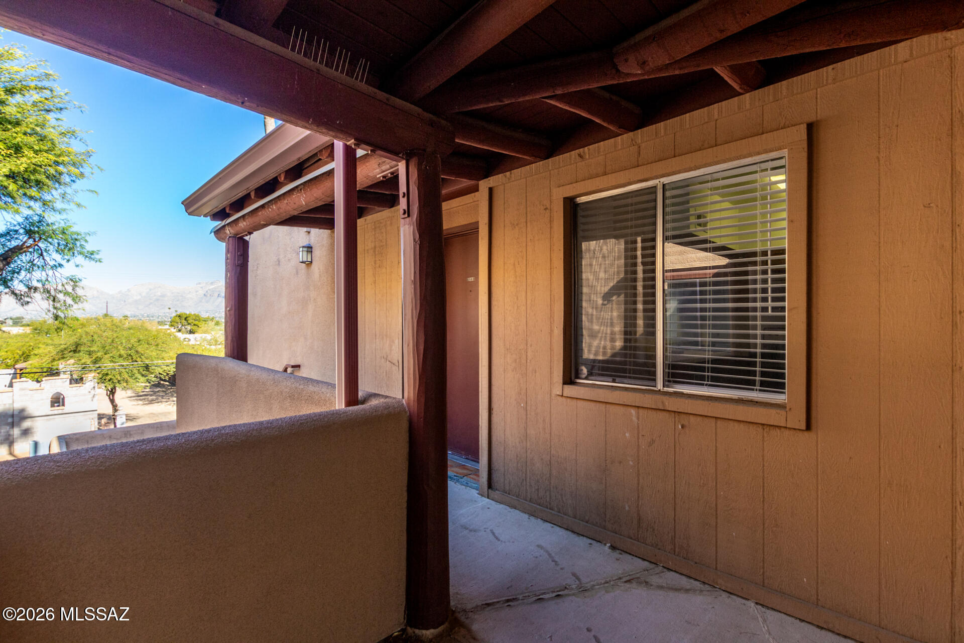 1810 E Blacklidge Drive 123 — photo