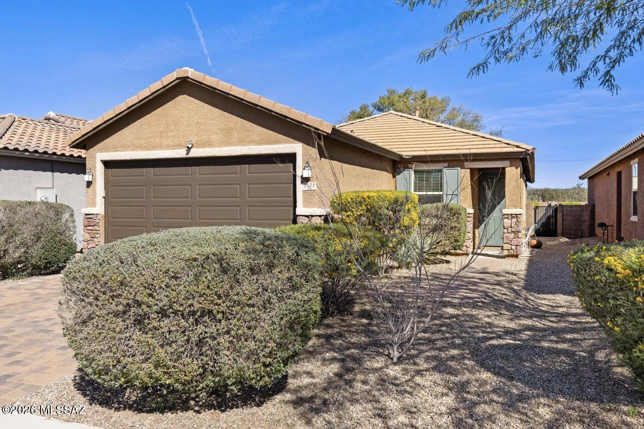 2134 W Ephesus Court — photo