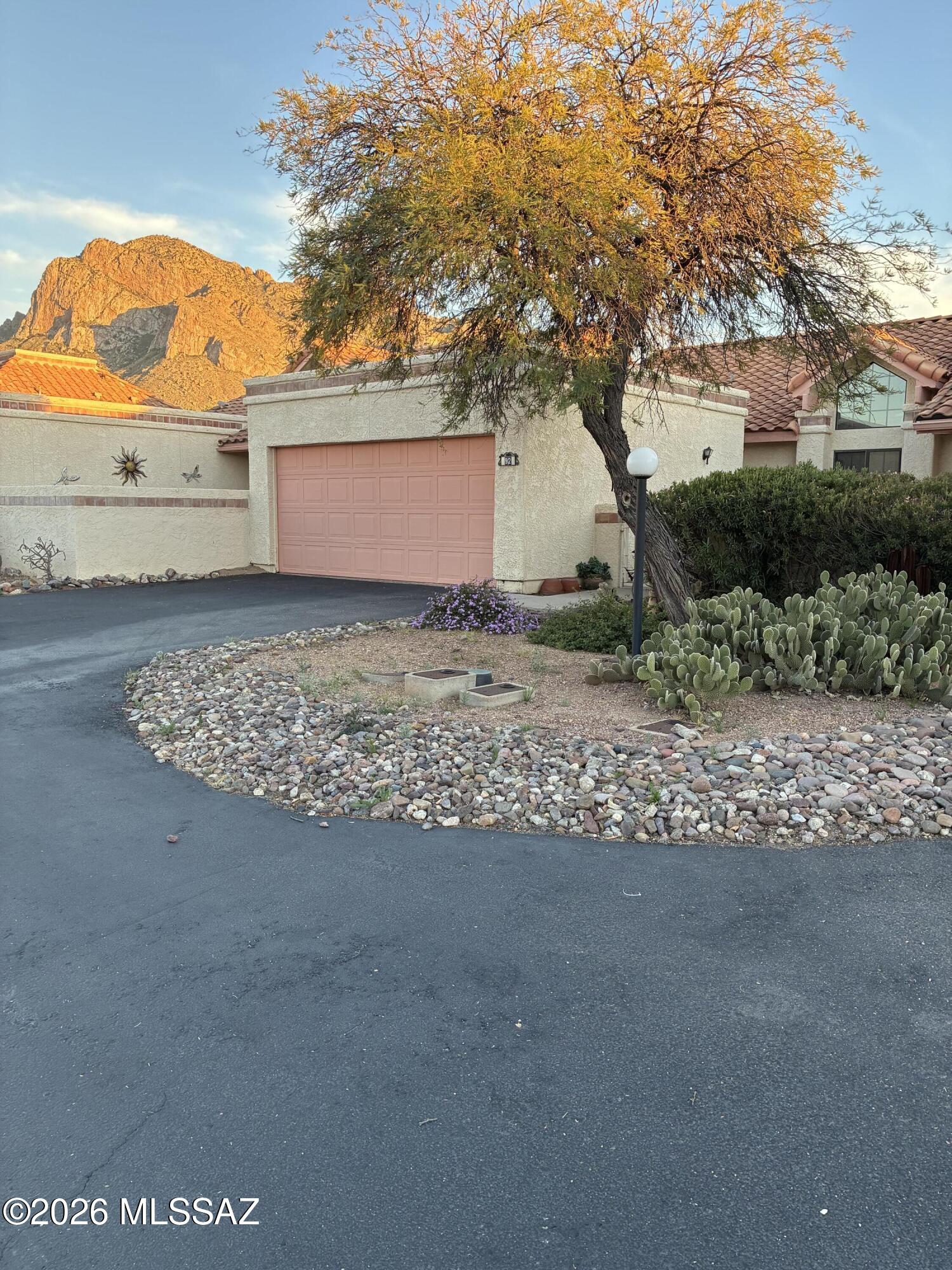 92 E Horizon Circle — photo