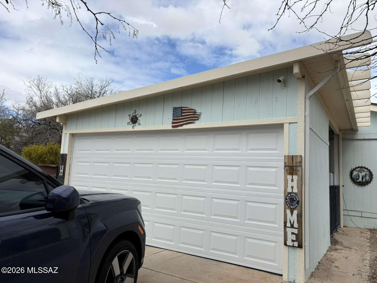 6277 E Thunder River Drive — photo