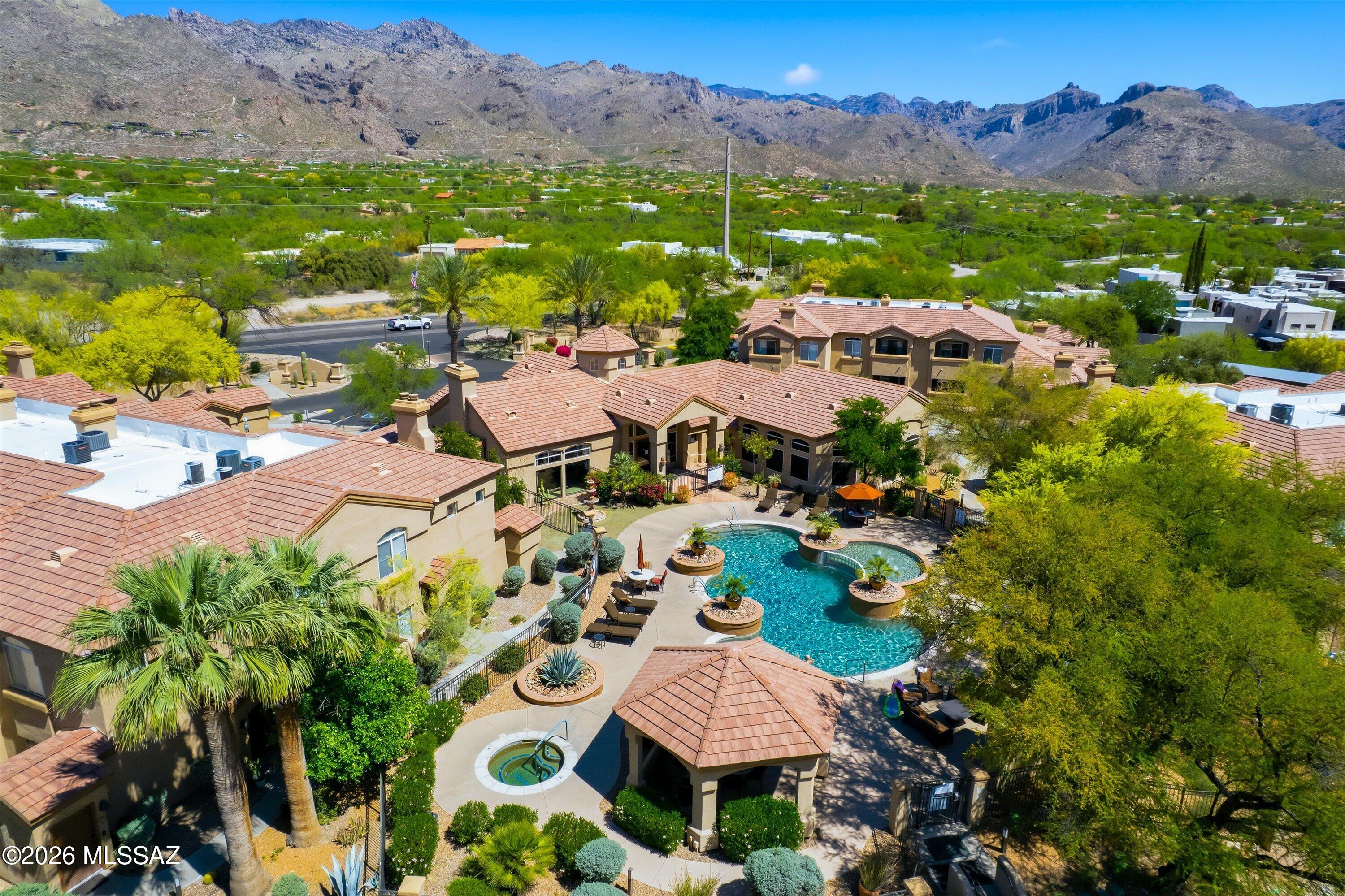 7050 E Sunrise Drive 2201 — photo
