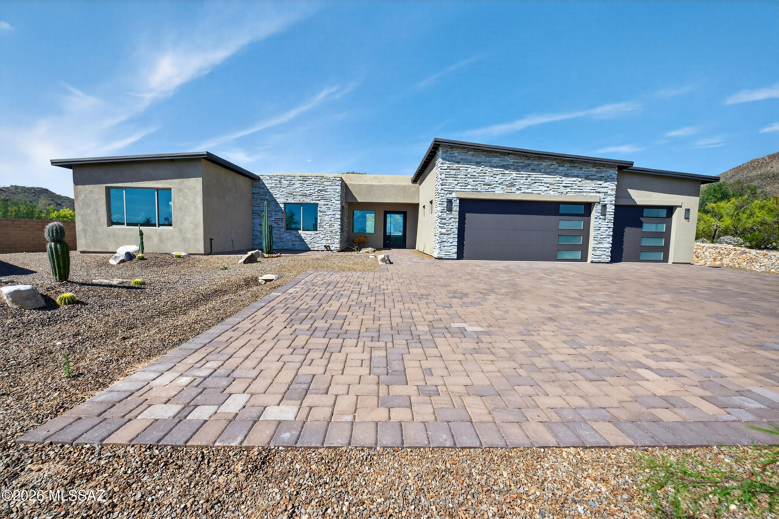 4940 W Dove Nest Place — photo