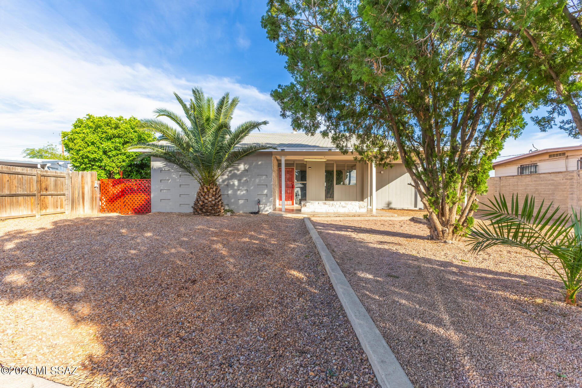 4121 E Valentine Place — photo