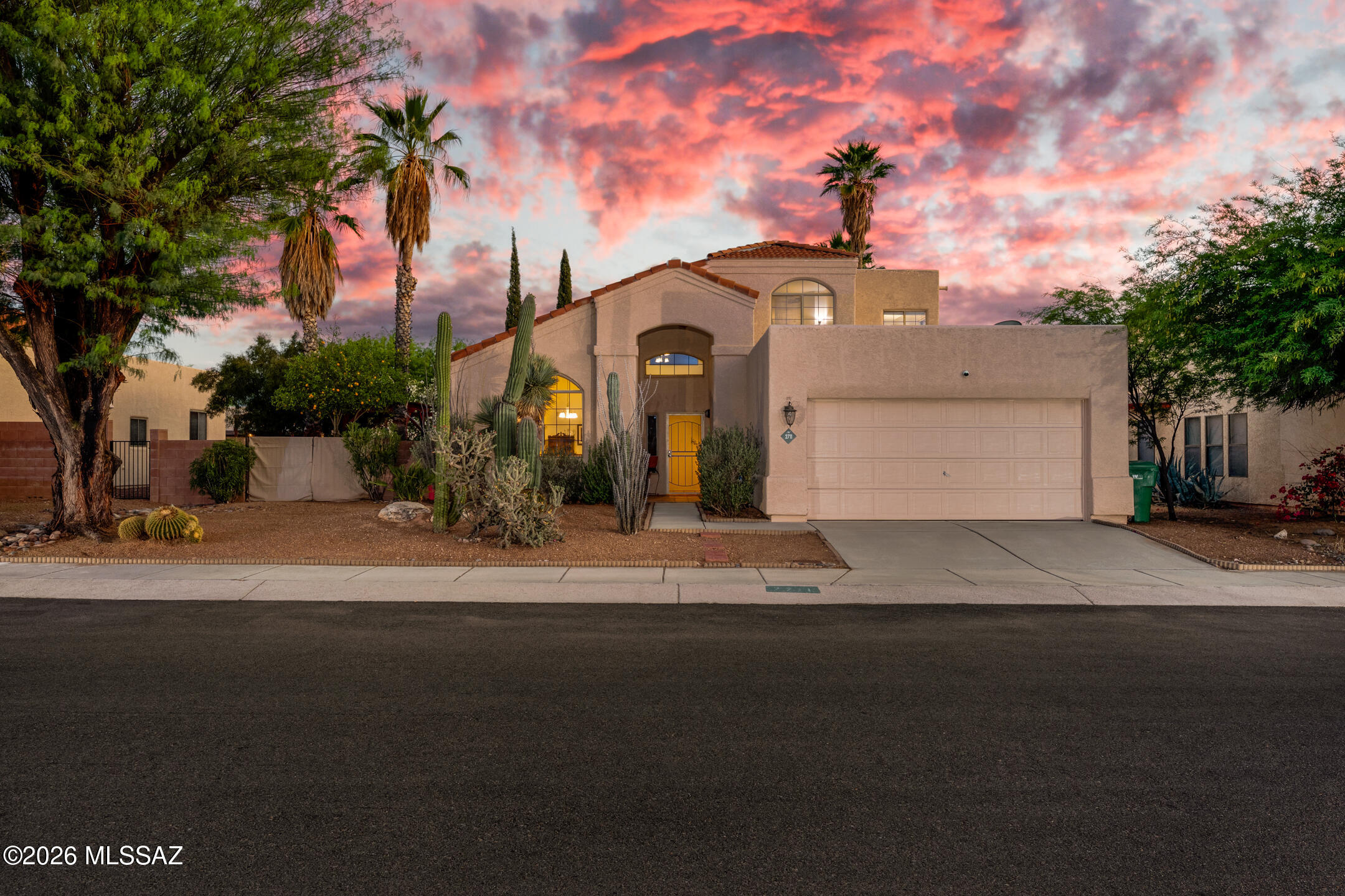 2711 W Camino De La Caterva — photo
