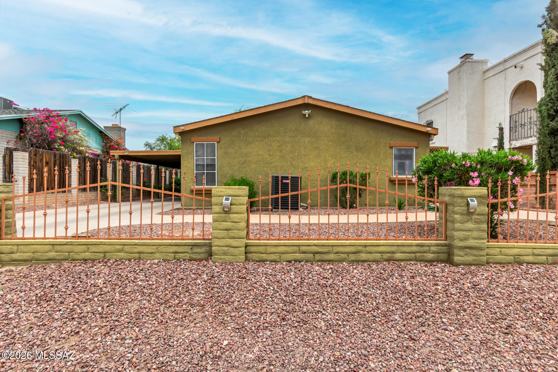6073 Marianne Circle — photo