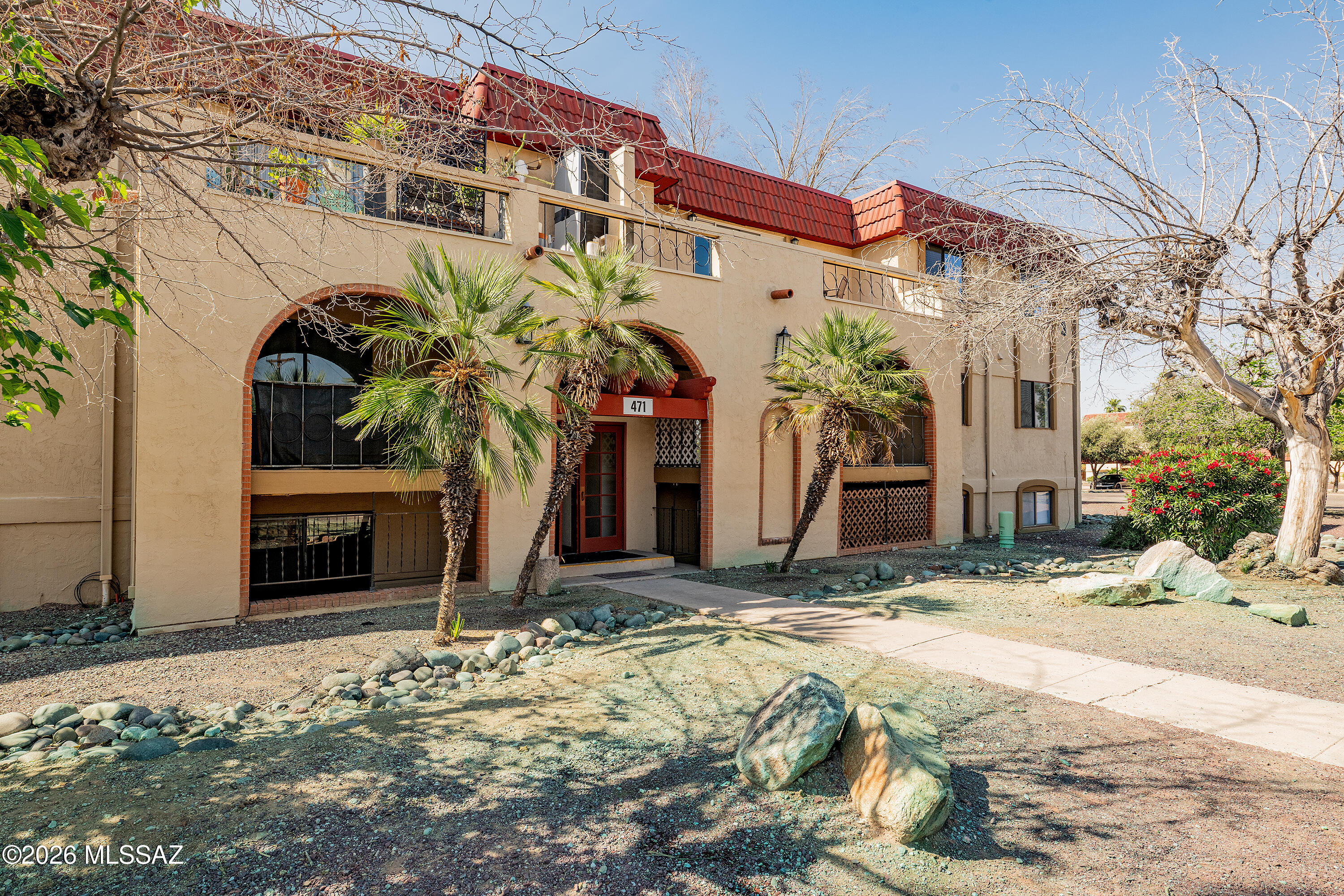 471 W Yucca Court 318 — photo