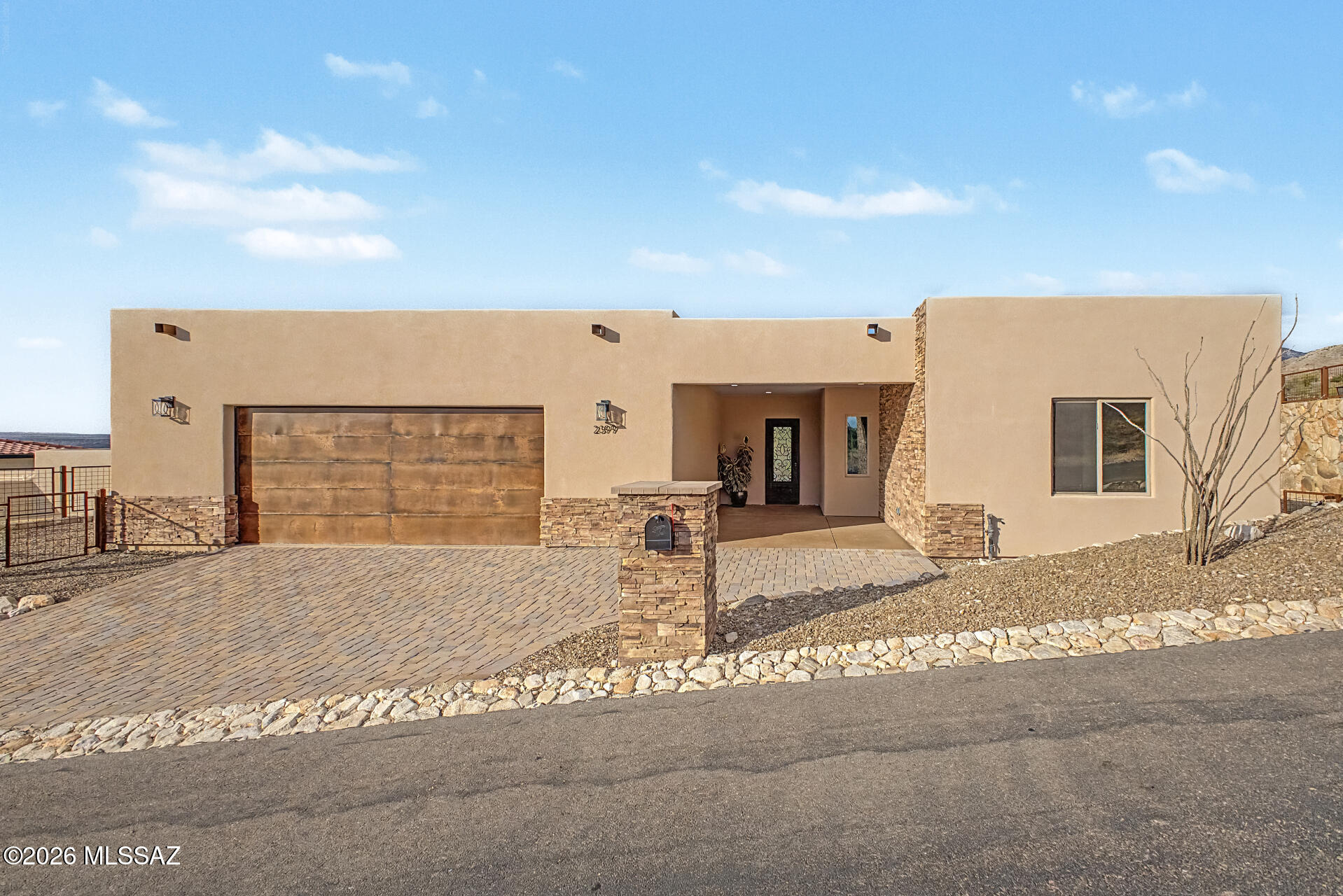 2399 E Della Roccia Court — photo