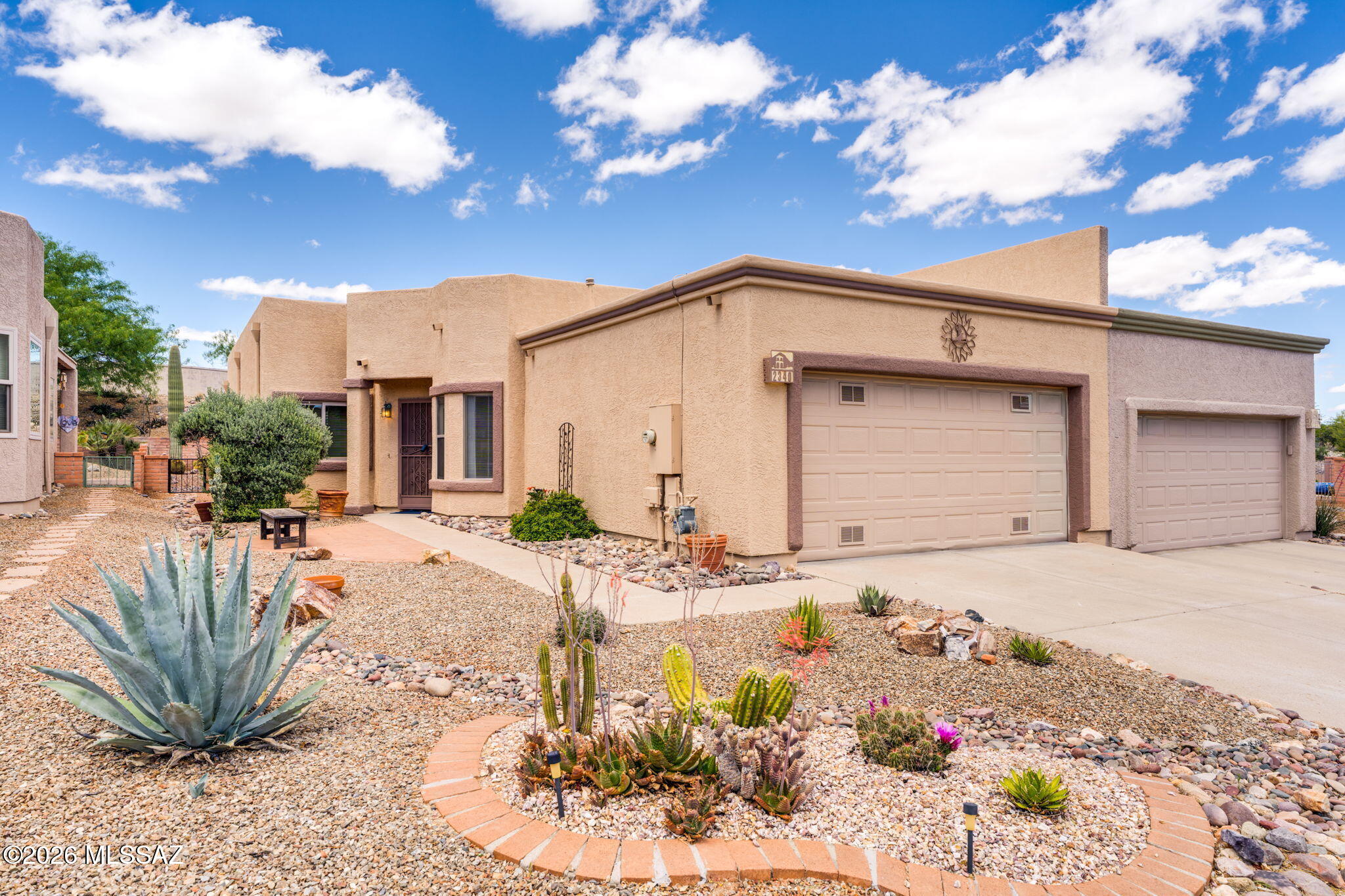 2340 S Orchard View Drive — photo