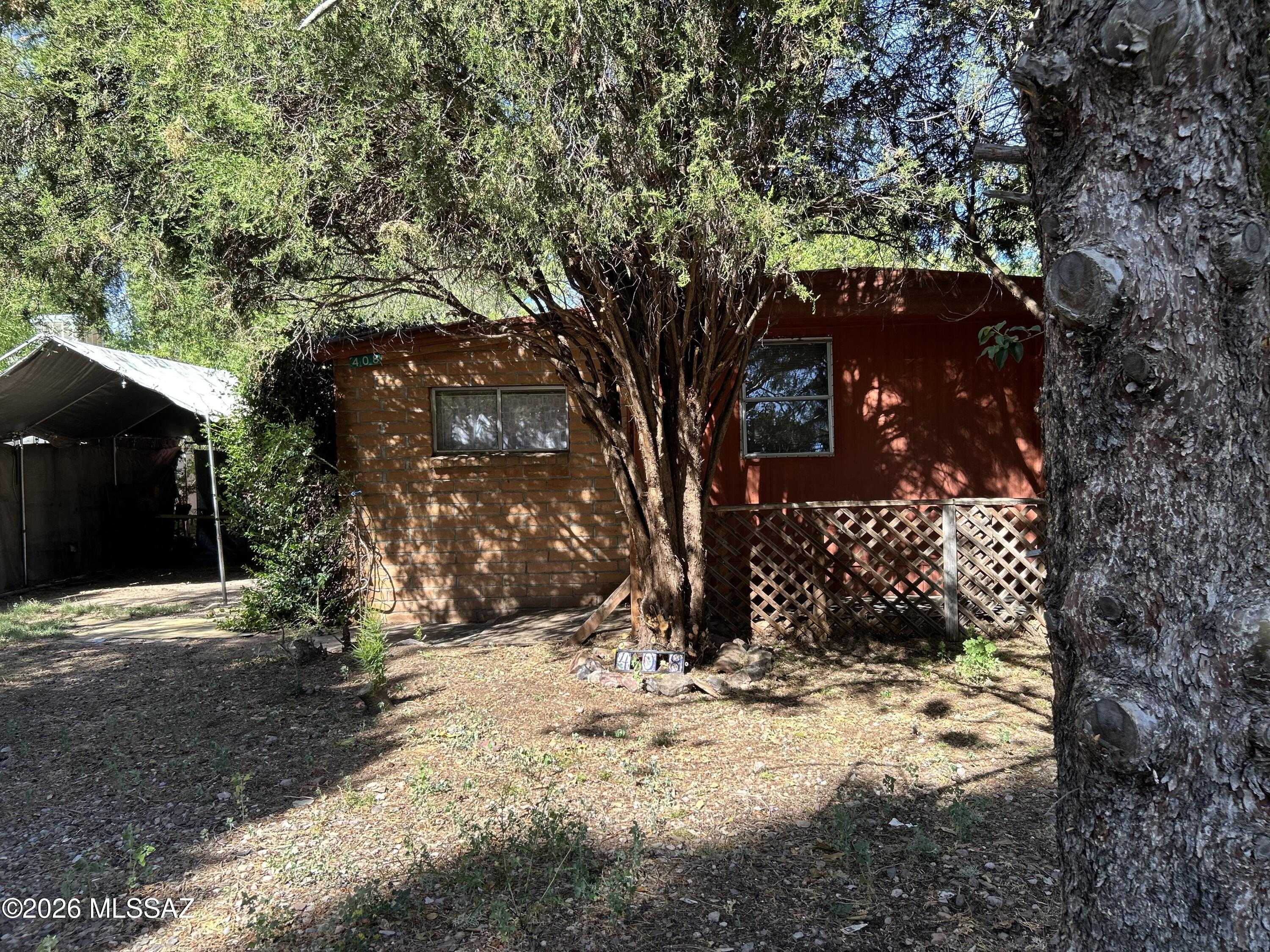 408 Sheard Drive — photo