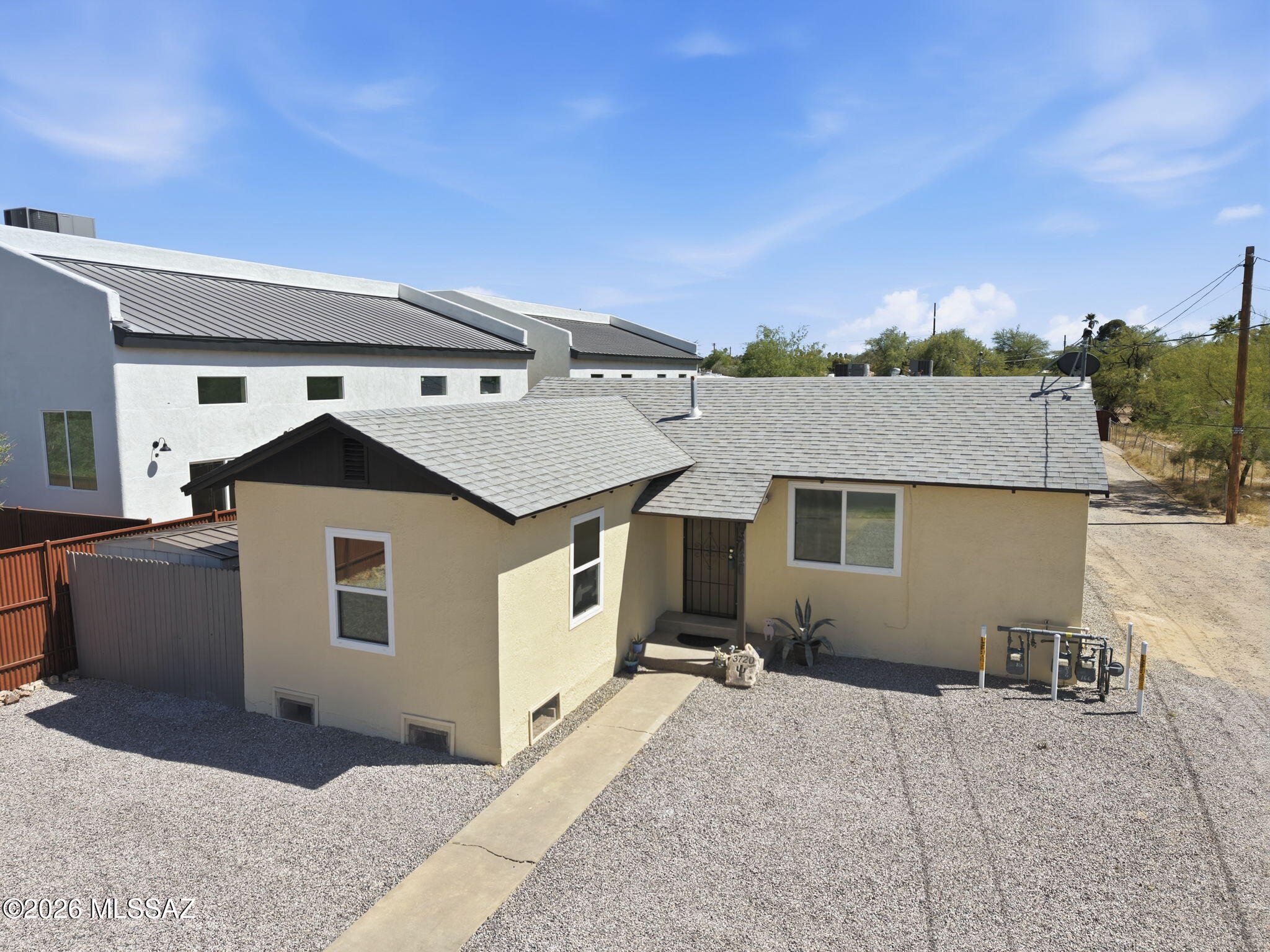 3720 E Monte Vista Drive — photo