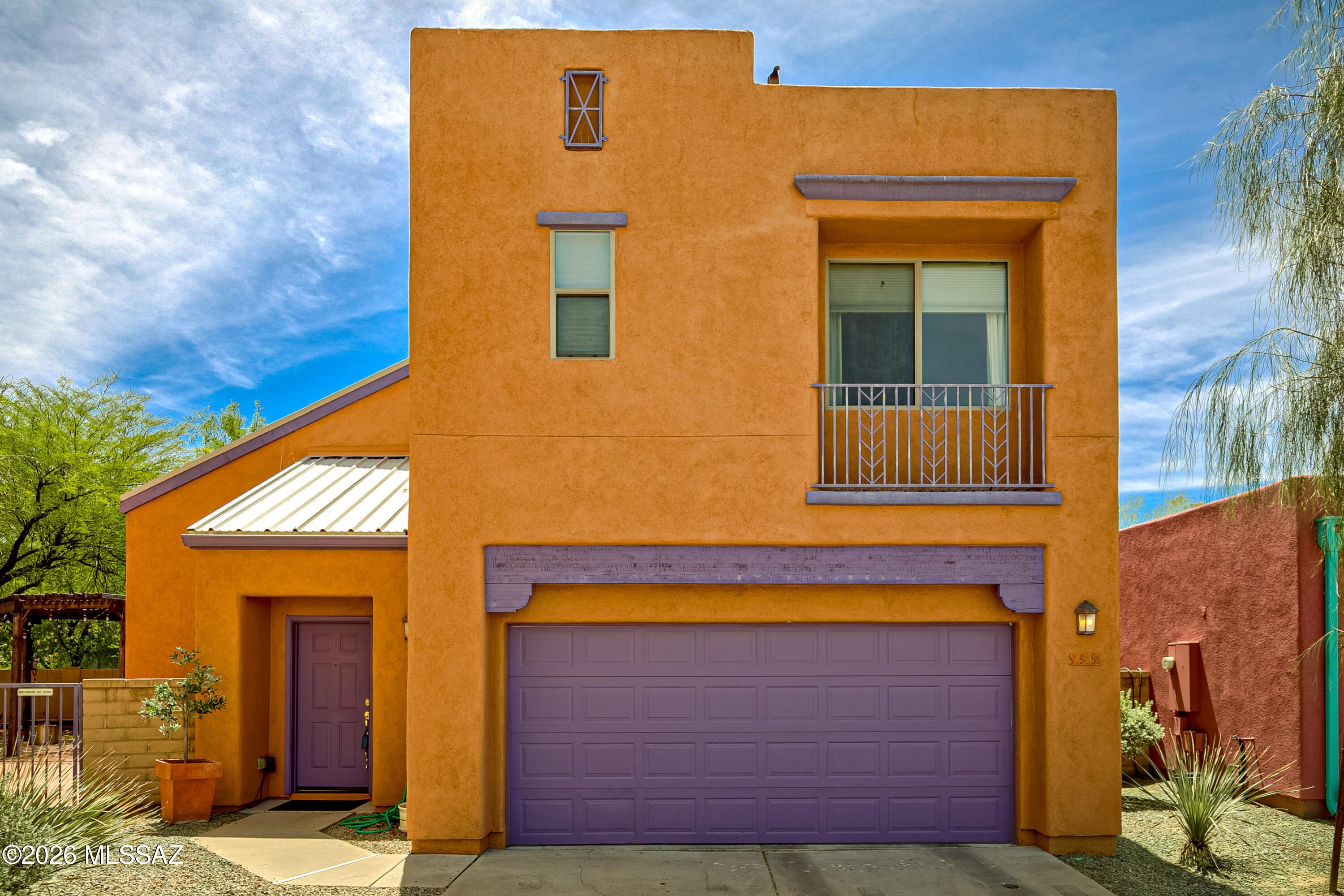 955 W Calle Carasol — photo