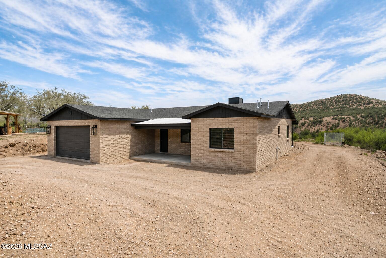 1383 Carolina Court — photo