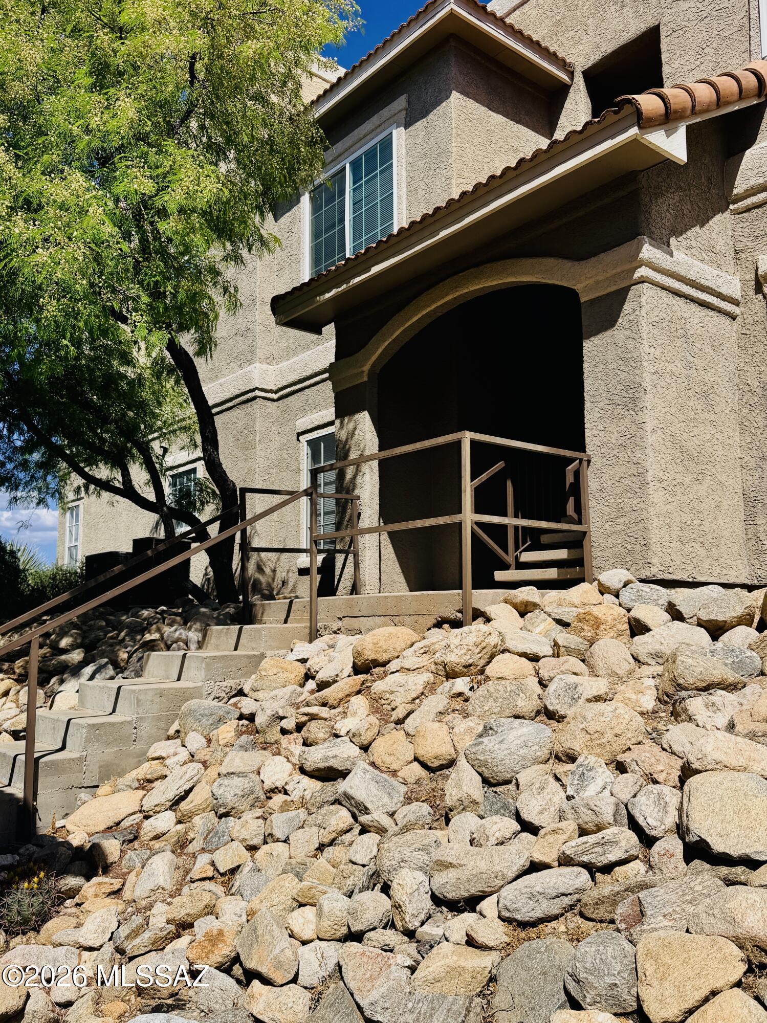 1500 E Pusch Wilderness Drive 11104 — photo
