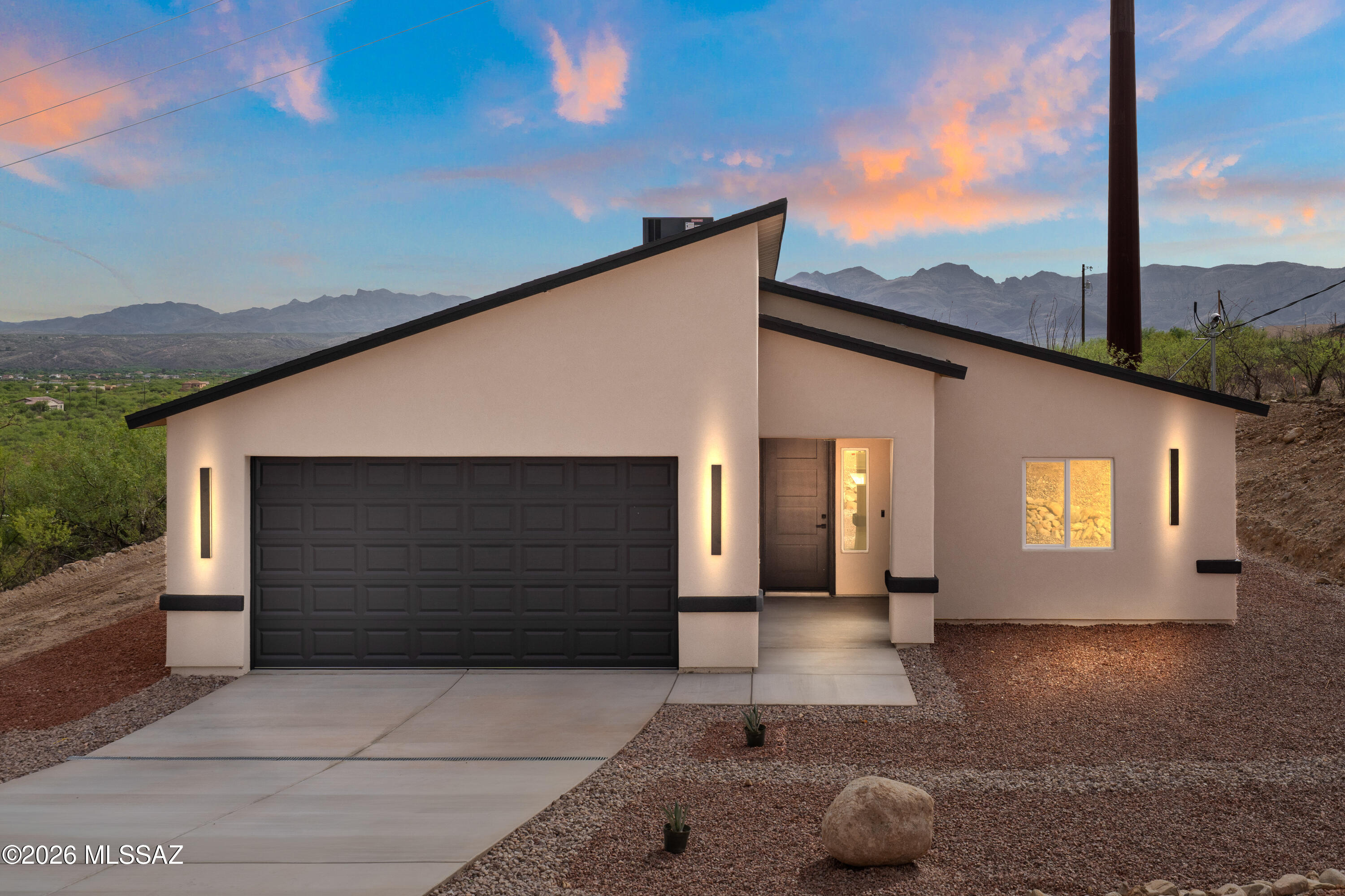 1834 Circulo Glorieta, Rio Rico, AZ 85648