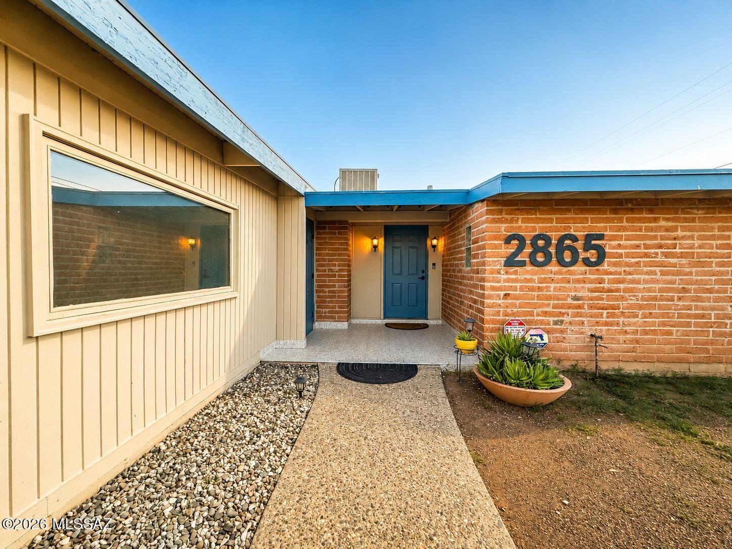 2865 N Eastgate Drive — photo