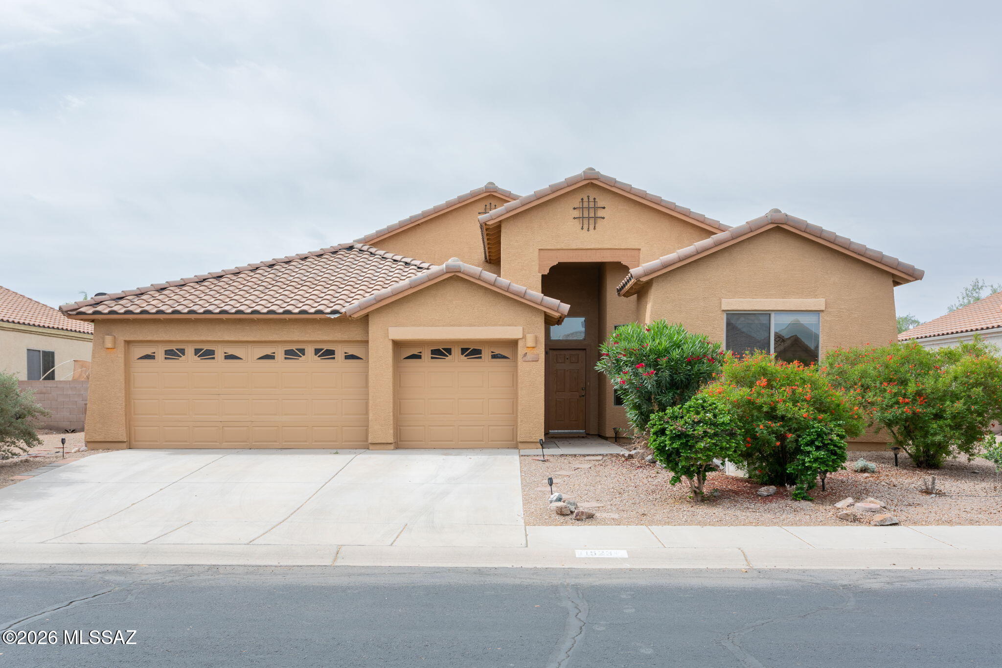11523 W Minneola Drive — photo