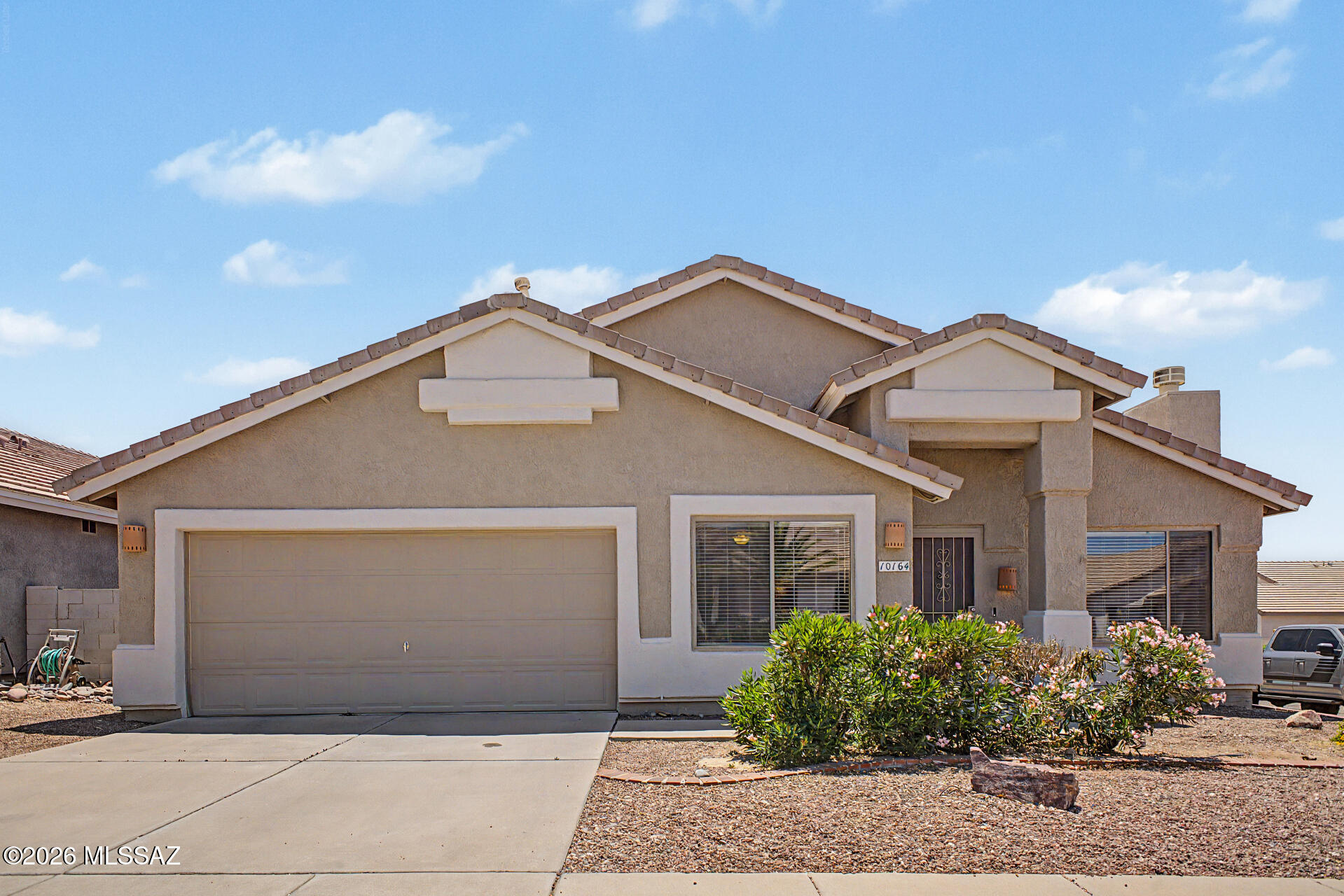 10164 E Falcon Point Drive — photo
