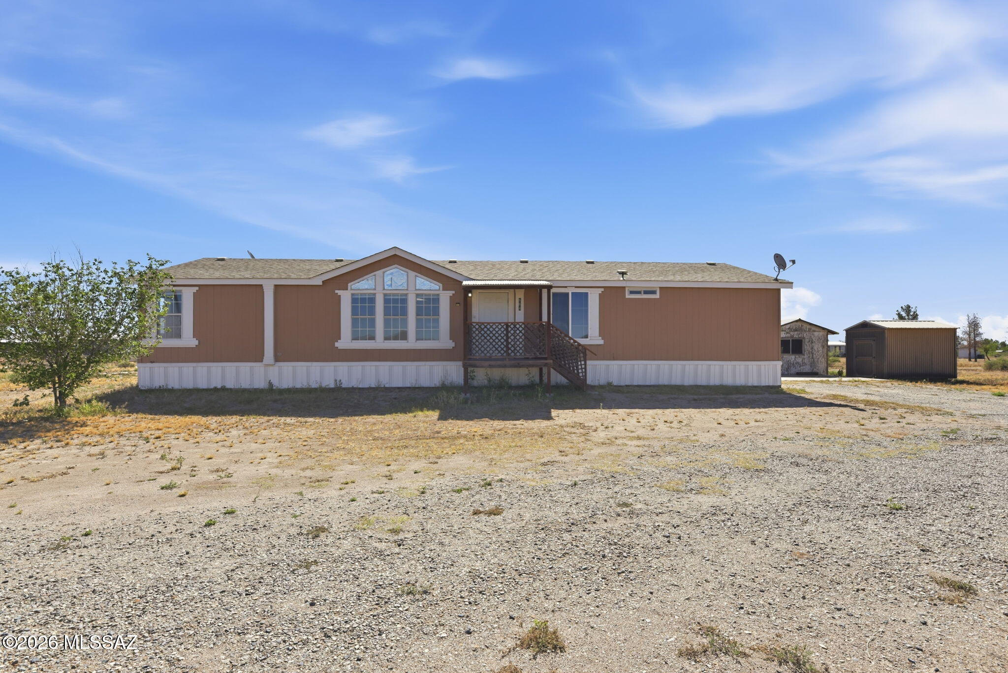 864 N Taylor Road — photo