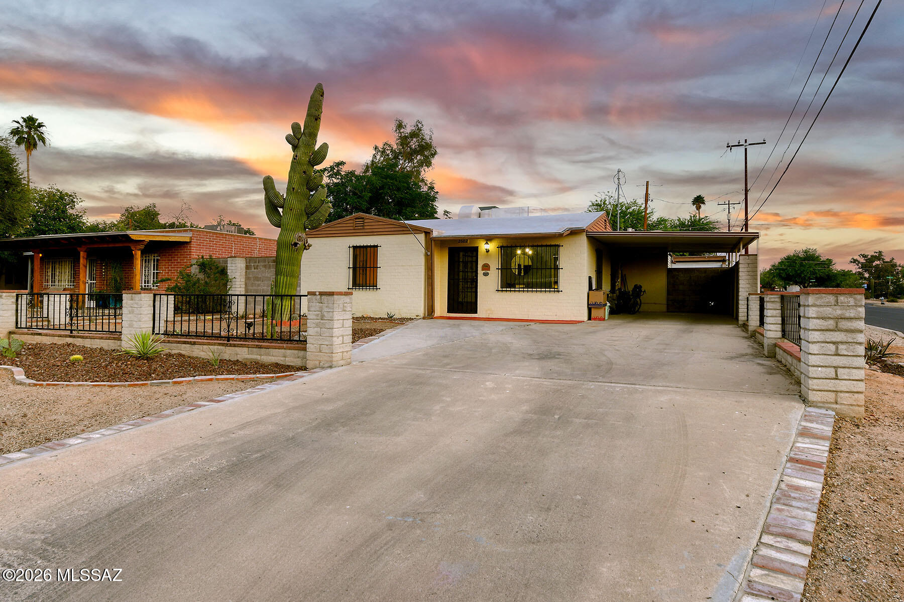2602 E Sylvia Street — photo