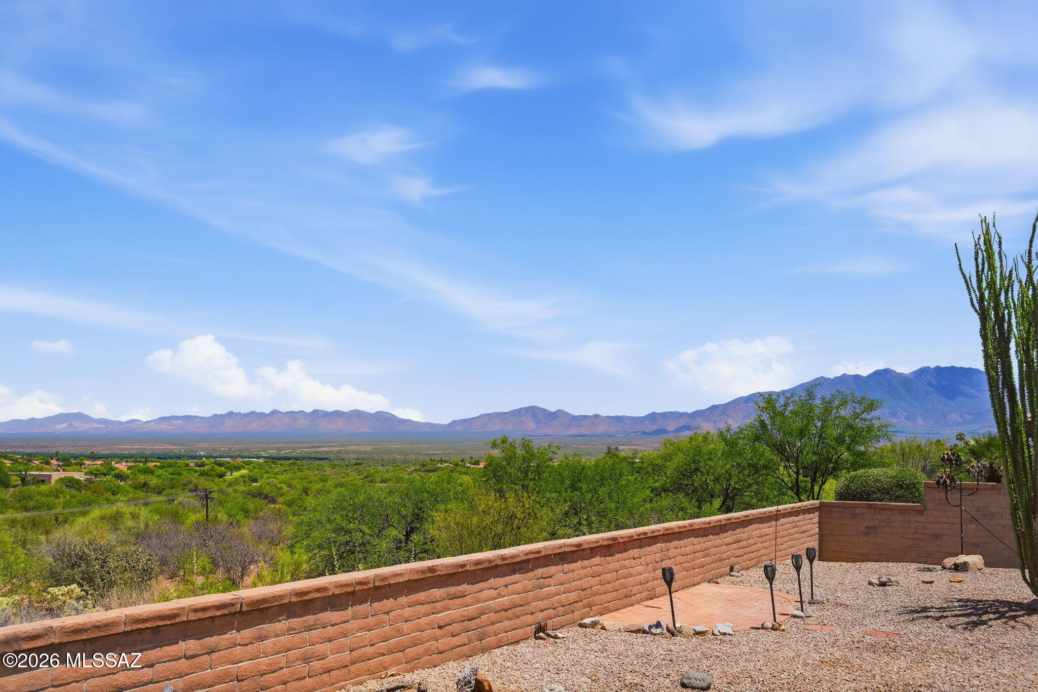 2062 W Vista Ridge Drive — photo